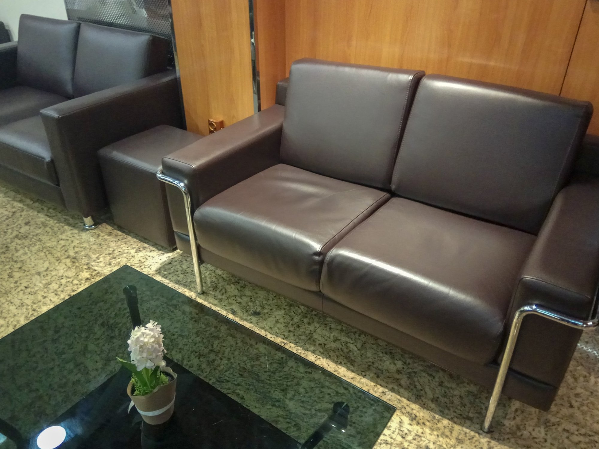 #1 of 5 images of Business Lounge