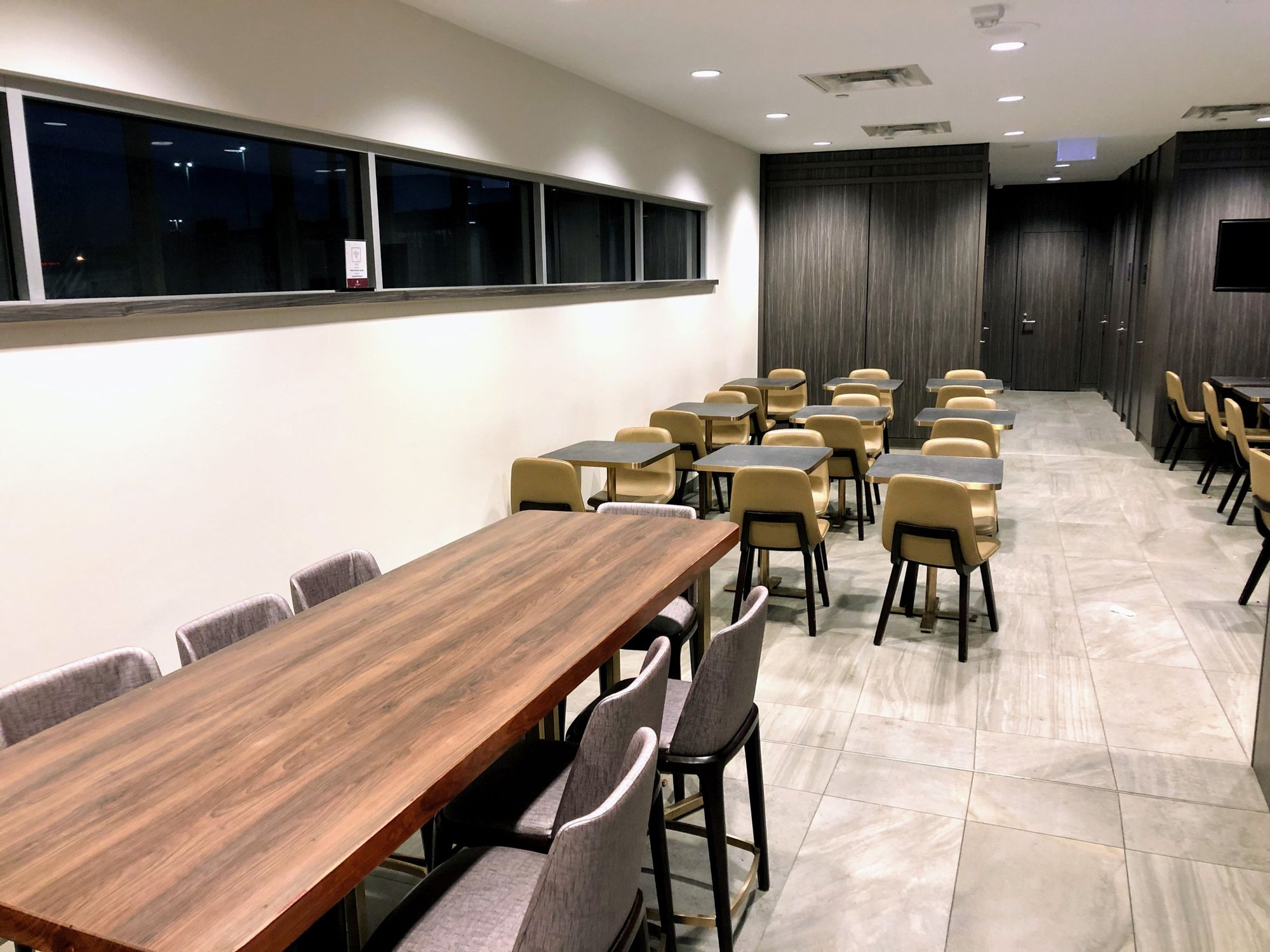 #5 of 5 images of Plaza Premium Lounge (Temporarily Closed)