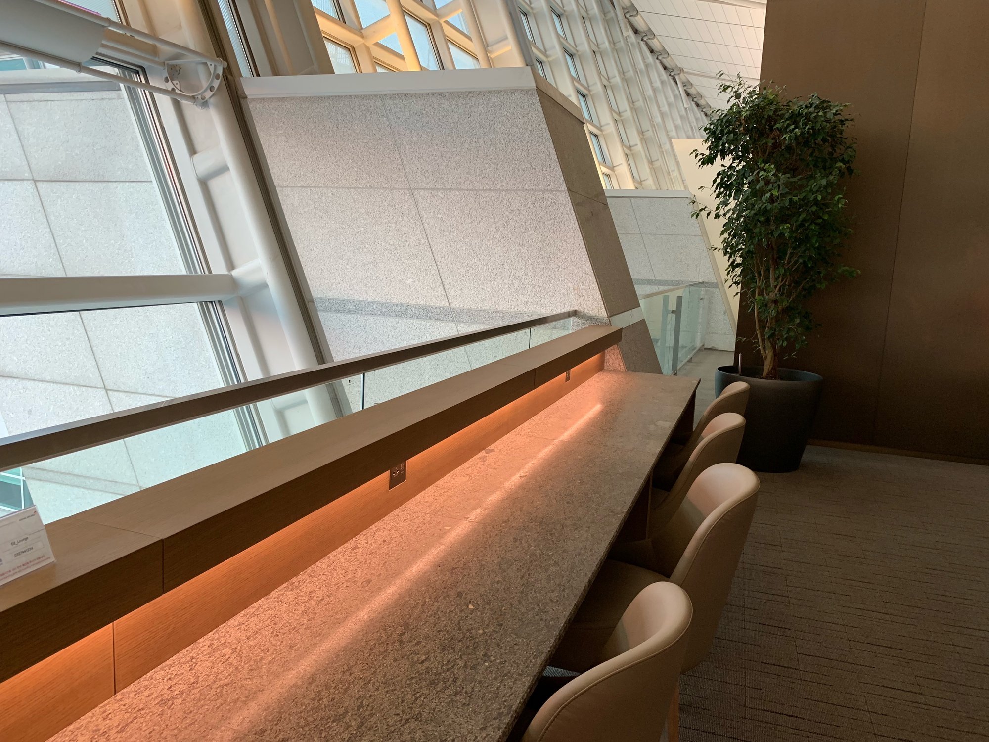 #5 of 5 images of Asiana Airlines Business Class Lounge (East)