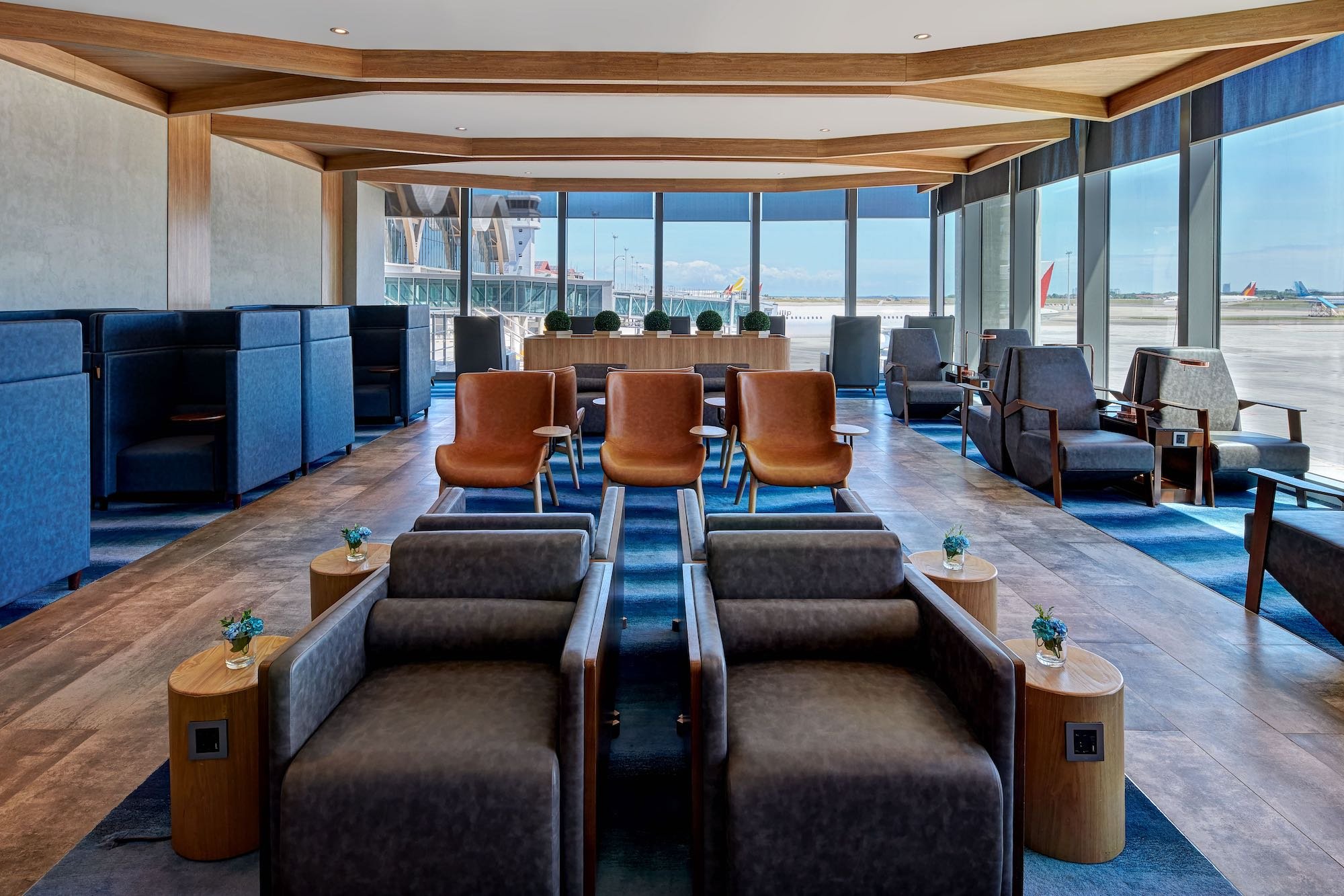 #1 of 5 images of Plaza Premium Lounge