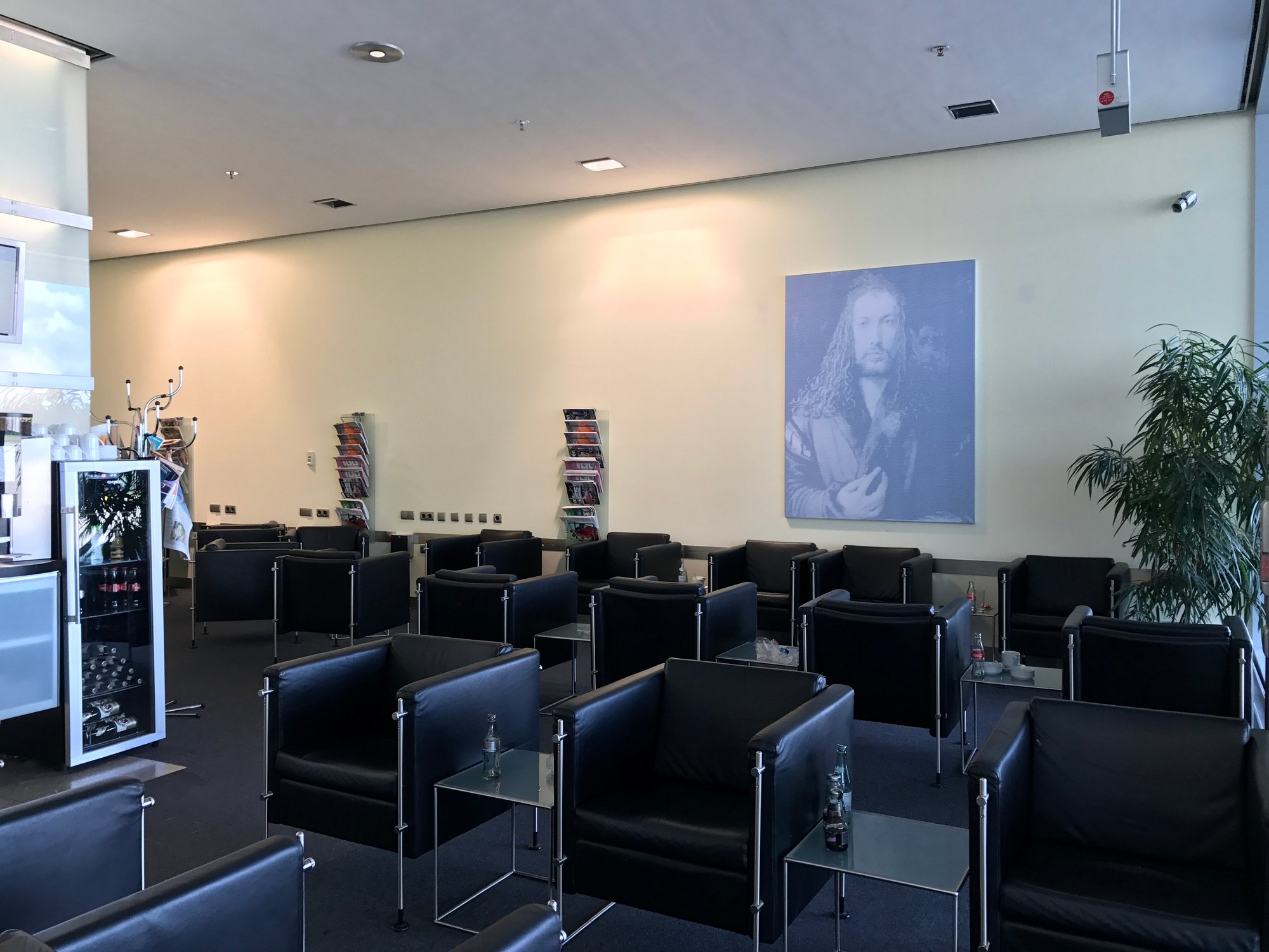 #1 of 5 images of Duerer Lounge