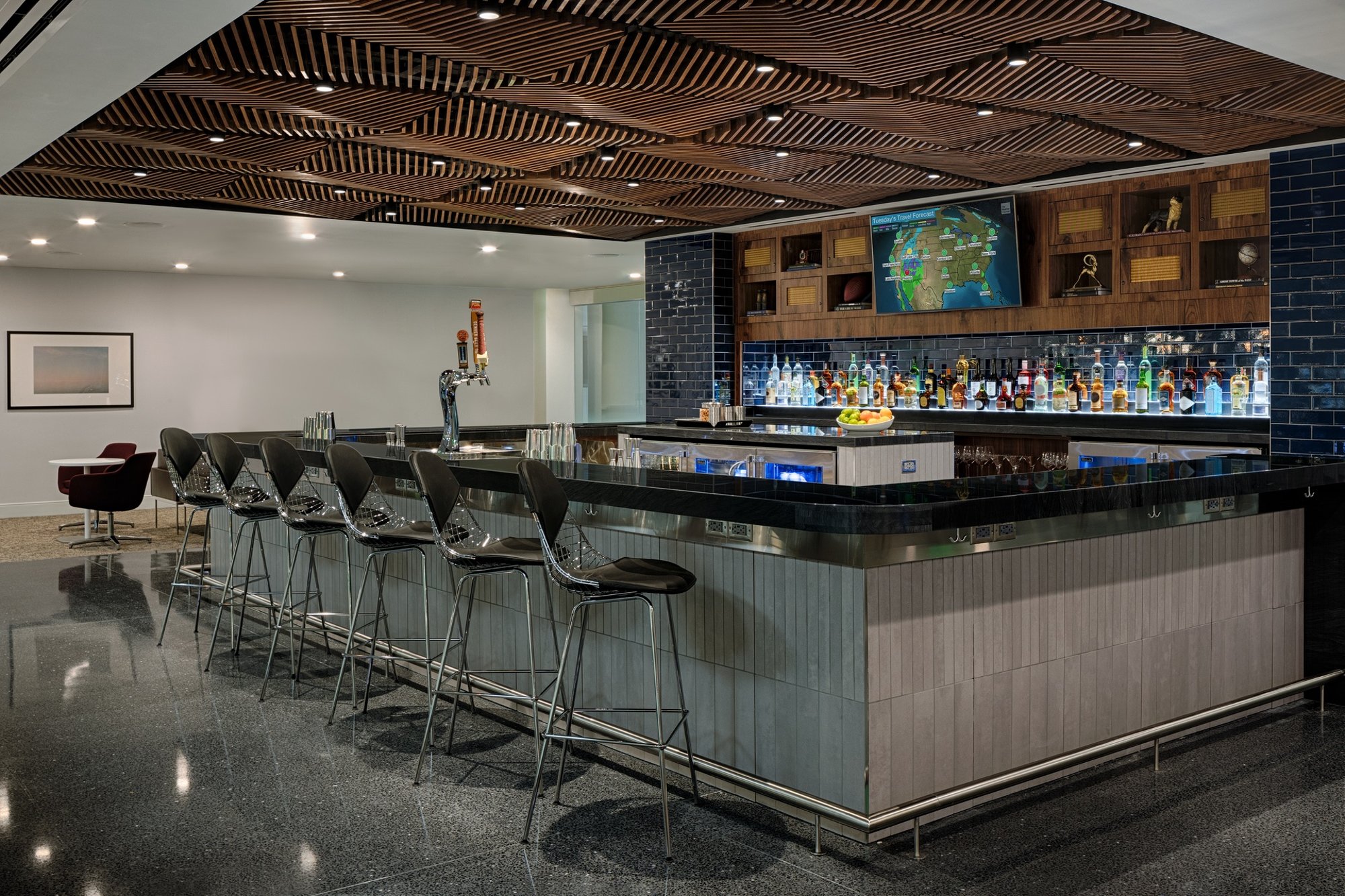 #3 of 5 images of The Centurion Lounge