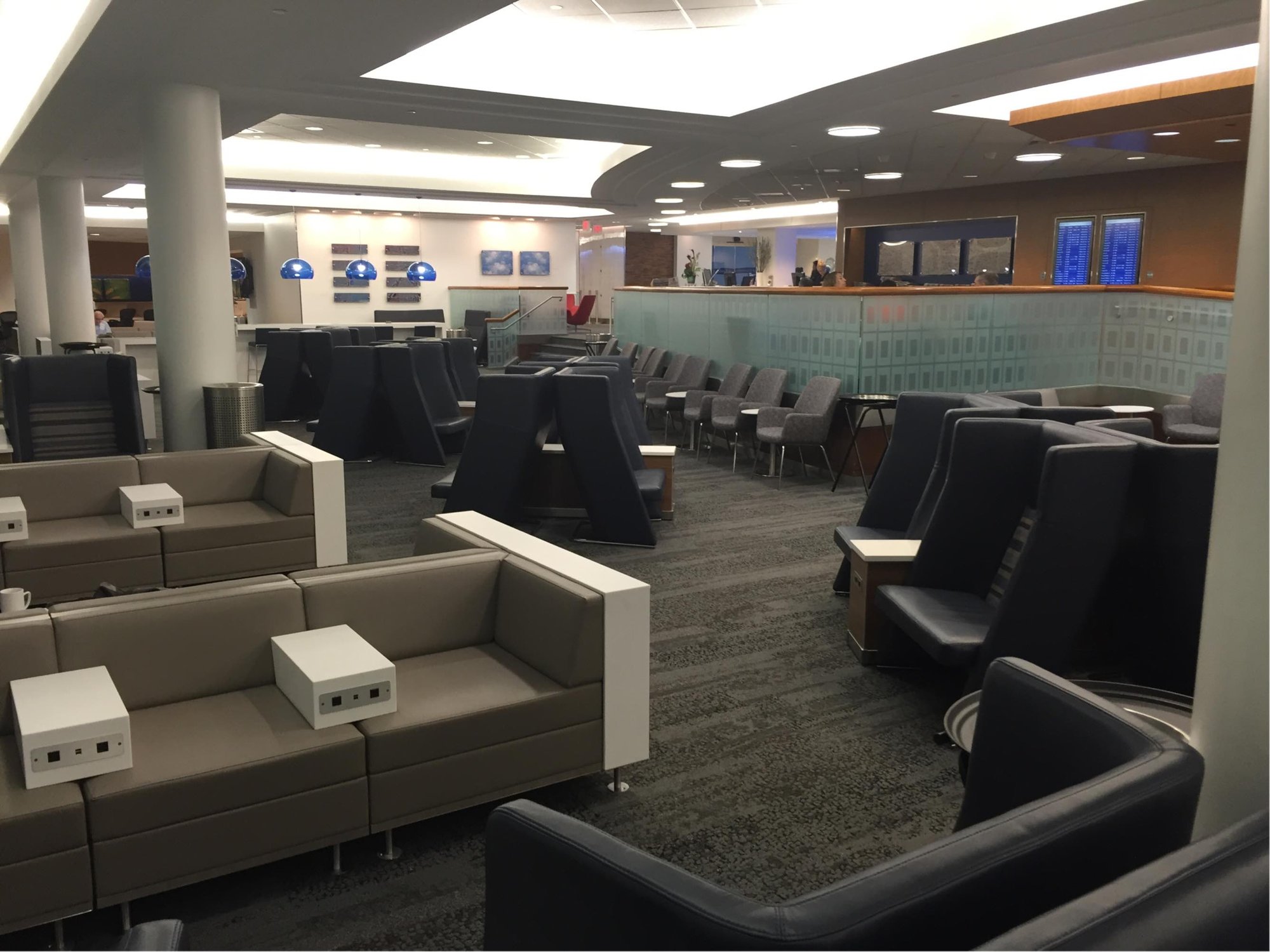 #3 of 5 images of Delta Air Lines Delta Sky Club