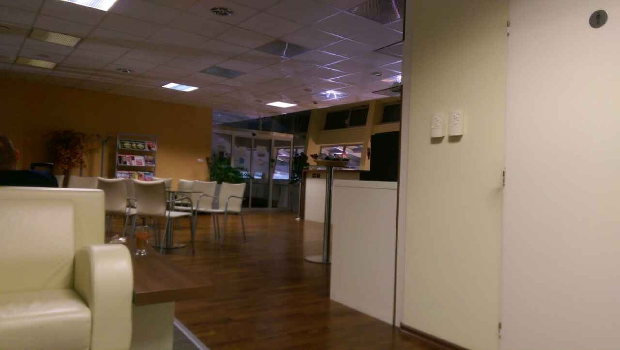 #4 of 5 images of Airport Lounge