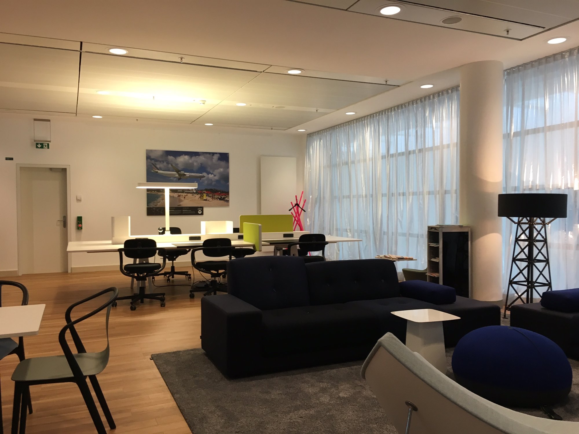 #1 of 3 images of The Lounge Bremen