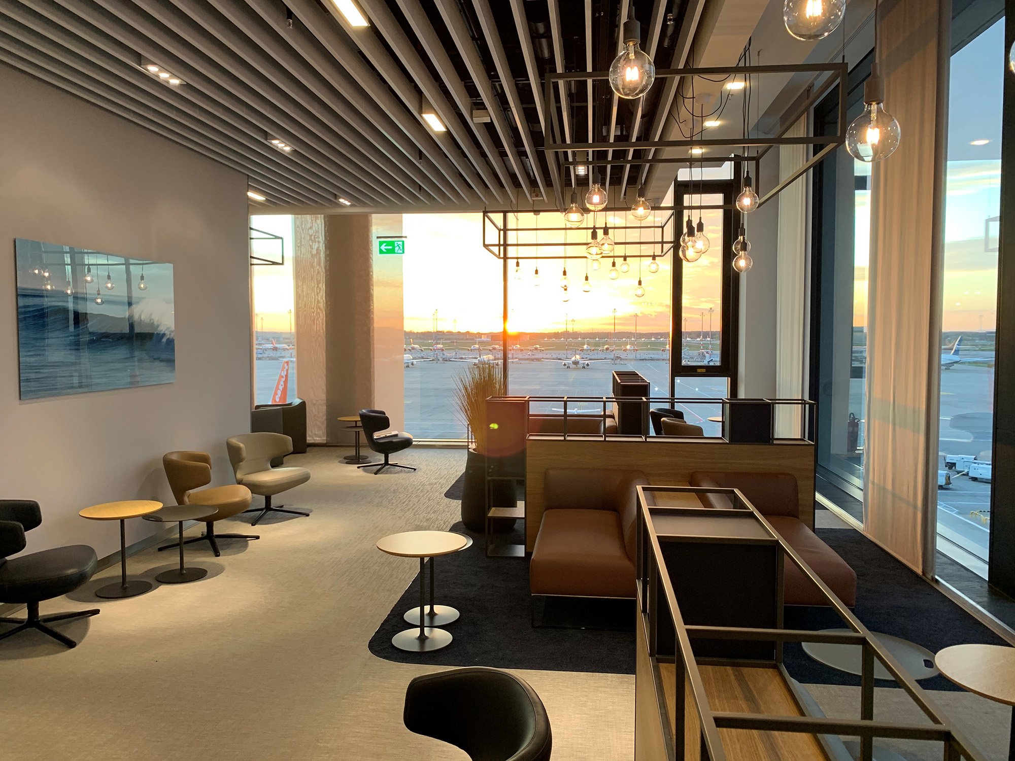#2 of 5 images of Lufthansa Business Lounge