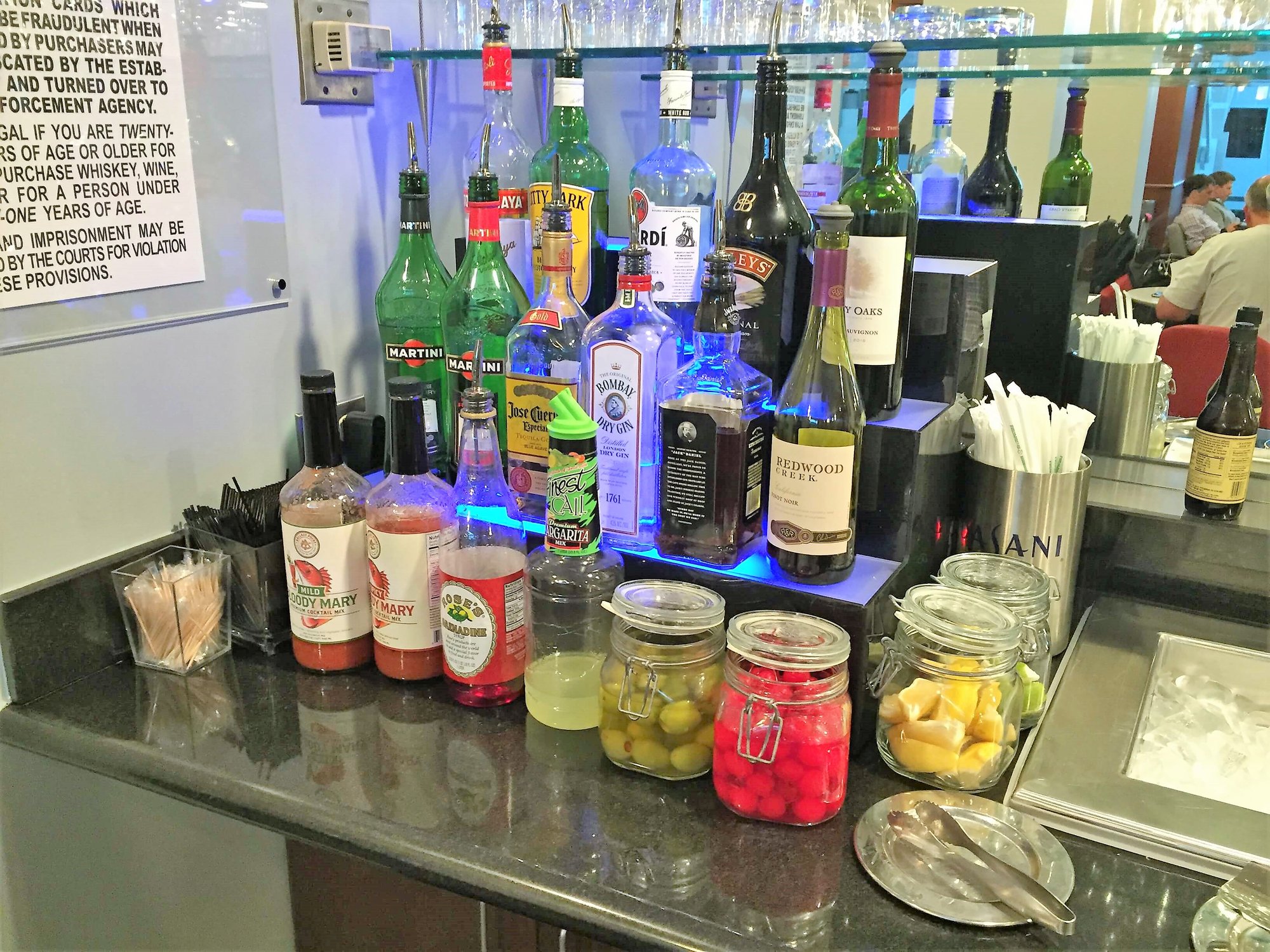 #4 of 5 images of Delta Air Lines Delta Sky Club
