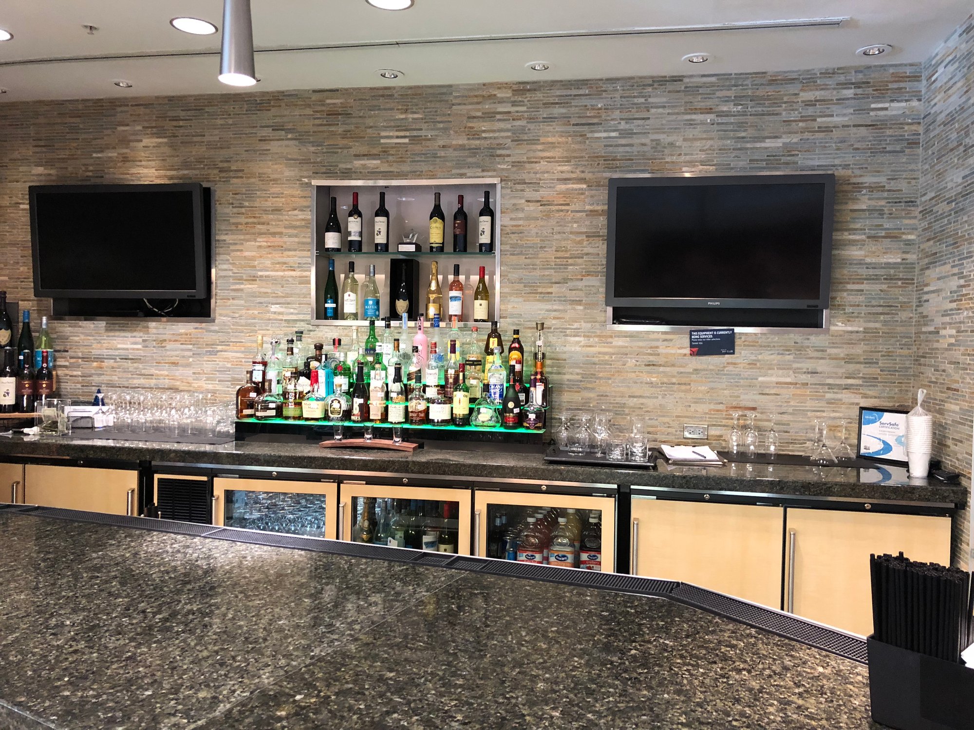 #3 of 5 images of Delta Sky Club