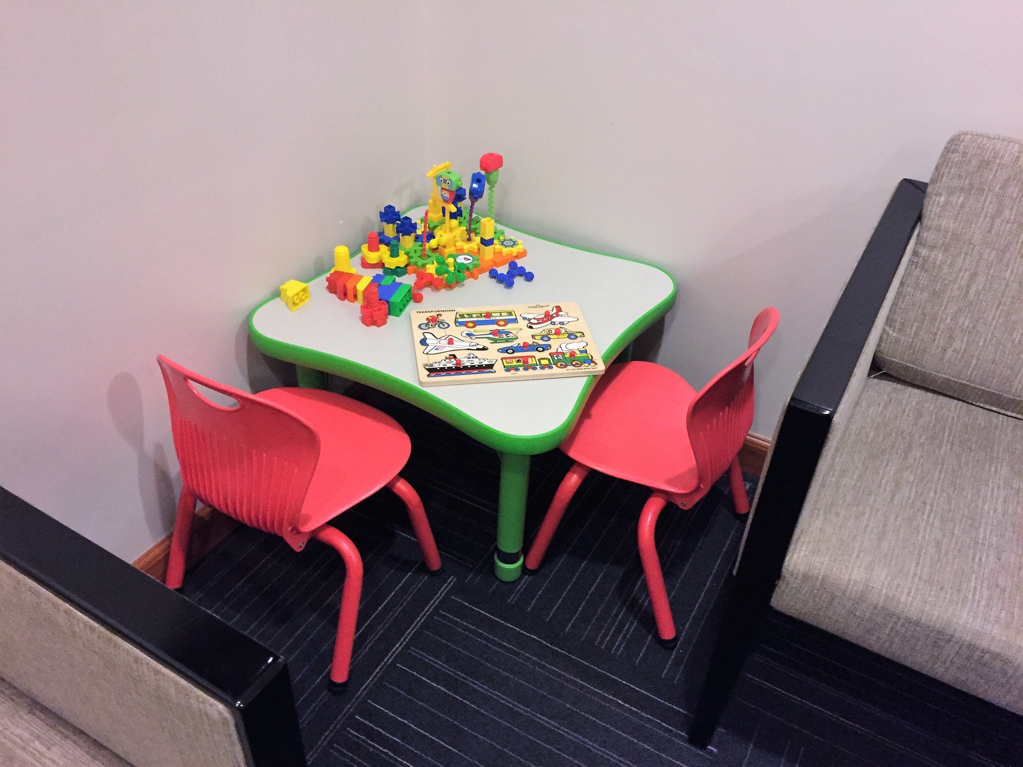 #4 of 5 images of Tocumen Royal Saloon