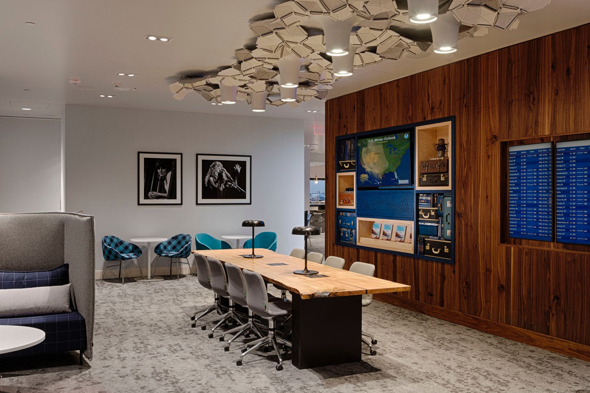 #3 of 5 images of The Centurion Lounge