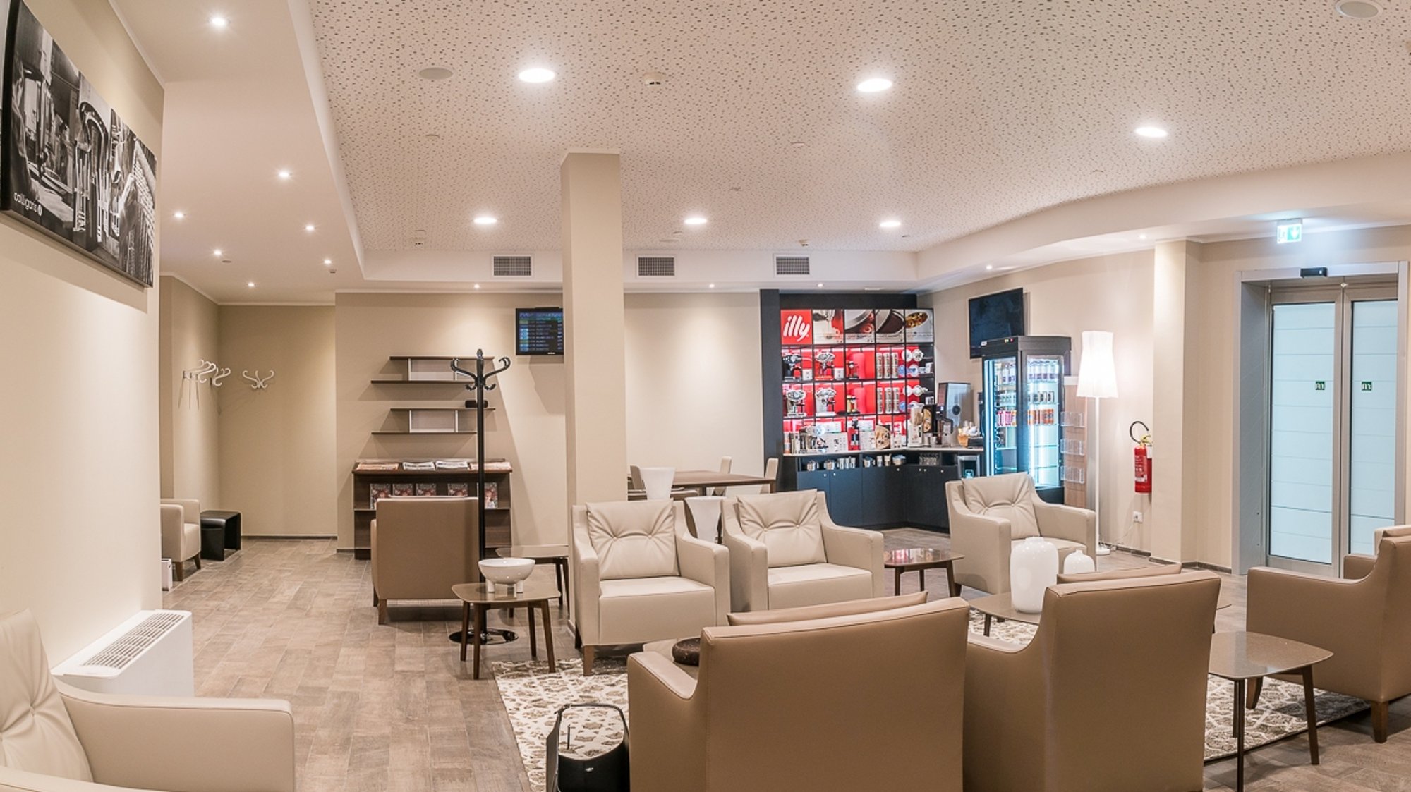 #1 of 5 images of Sala Calligaris