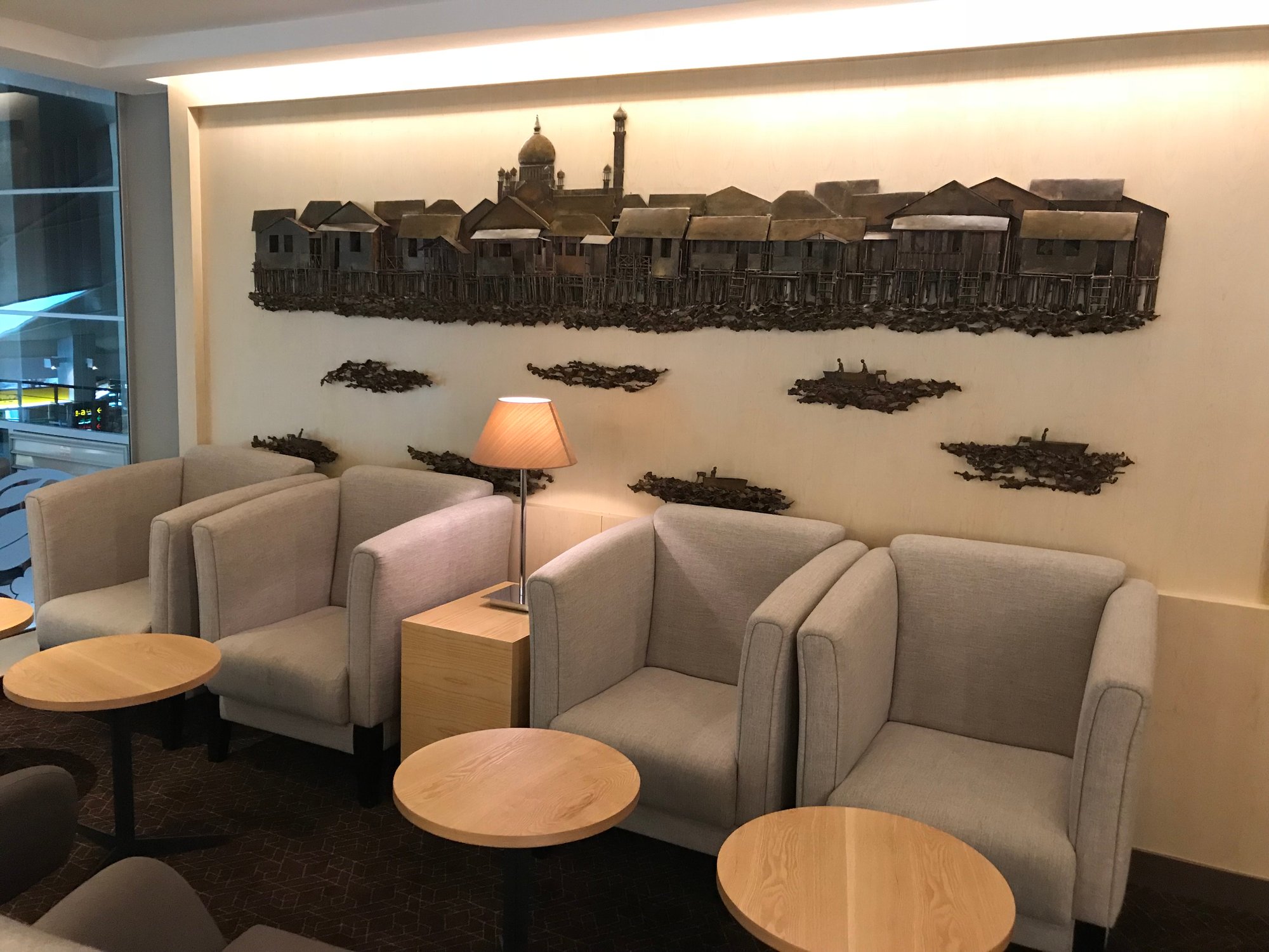 #2 of 3 images of Royal Brunei Airlines Sky Lounge