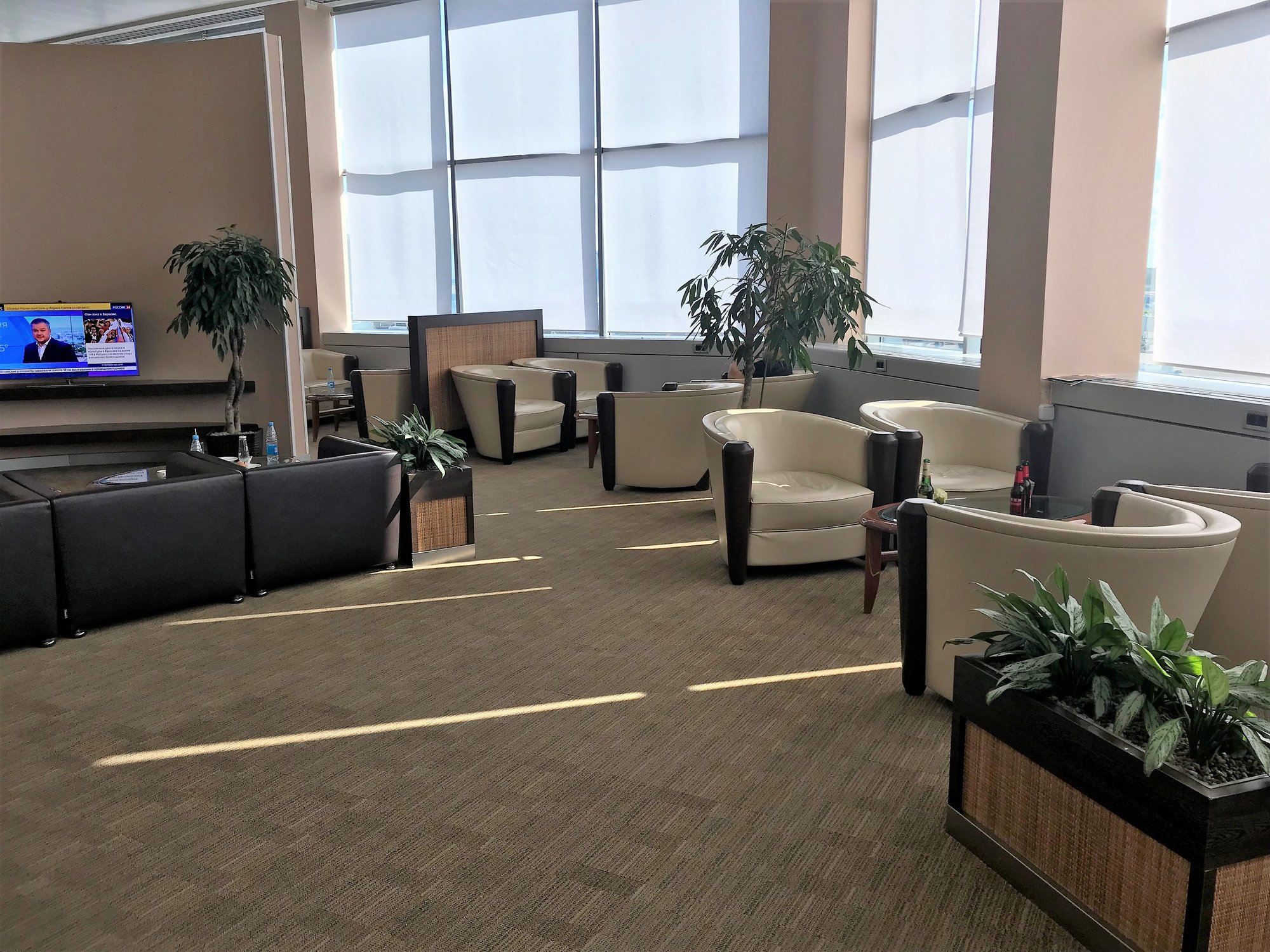 #1 of 5 images of Domestic Business Lounge