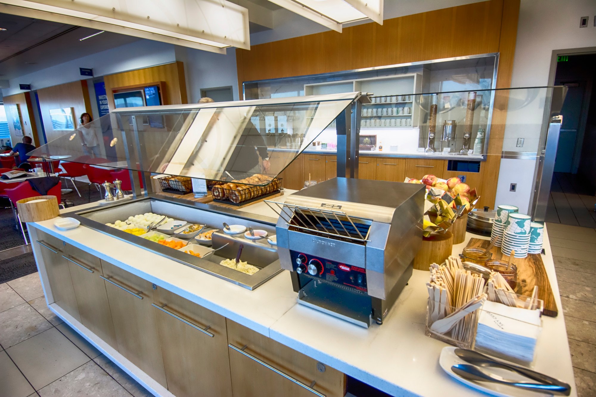 #3 of 5 images of Delta Air Lines Delta Sky Club
