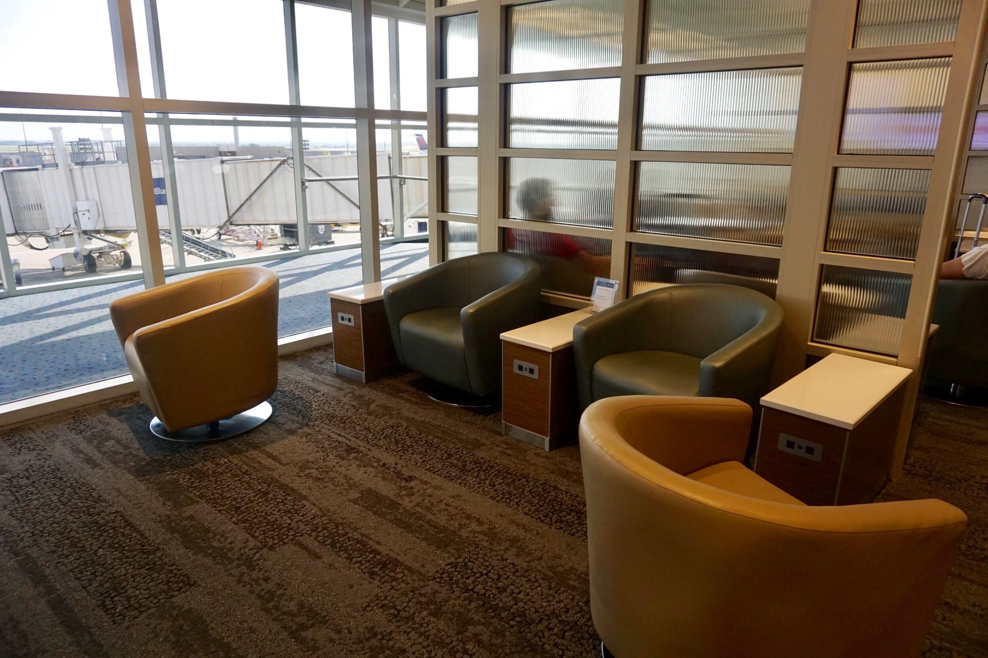 #5 of 5 images of Delta Air Lines Delta Sky Club (Temporarily Closed)