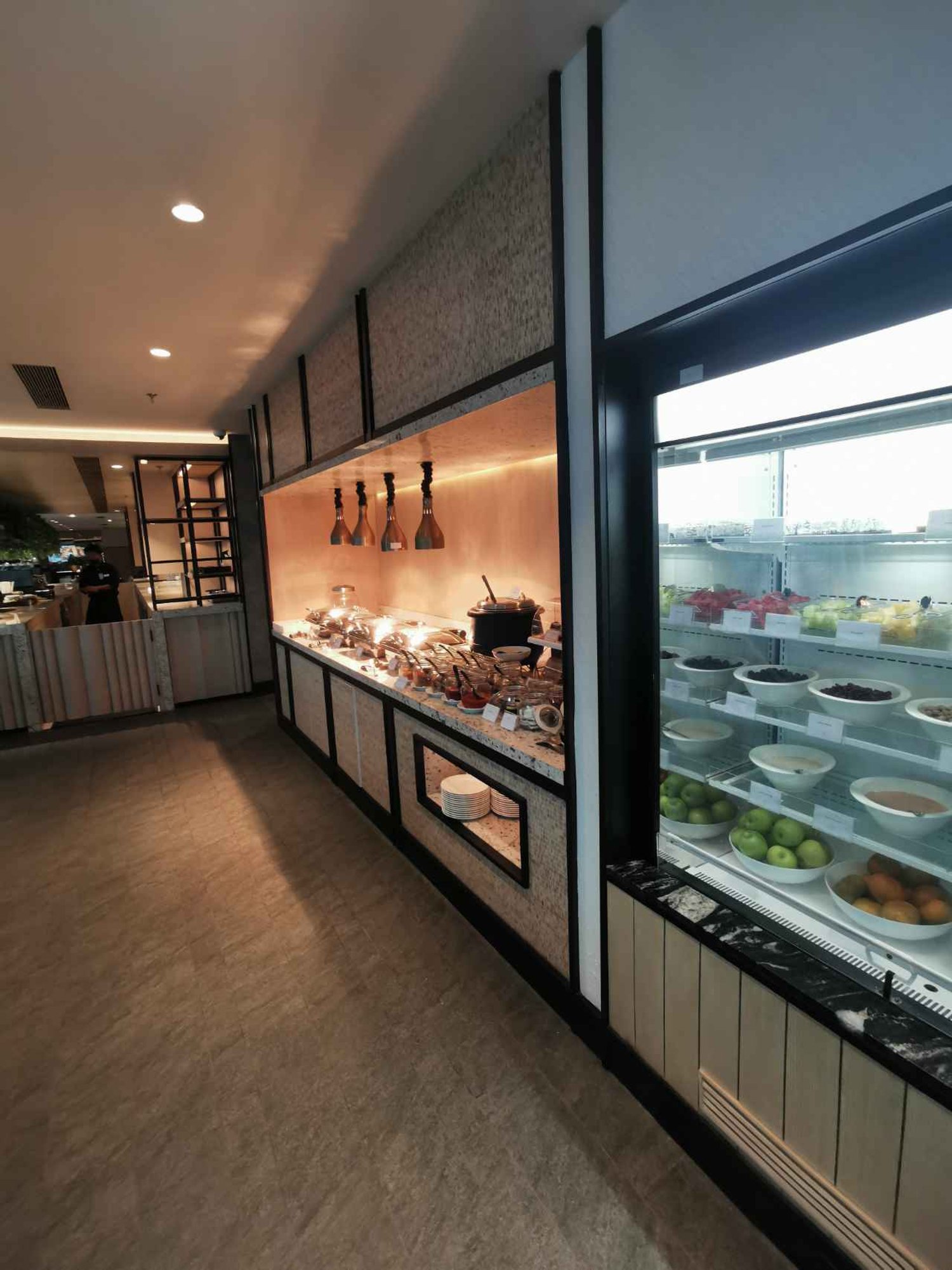 #3 of 4 images of Saphire - Plaza Premium Lounge