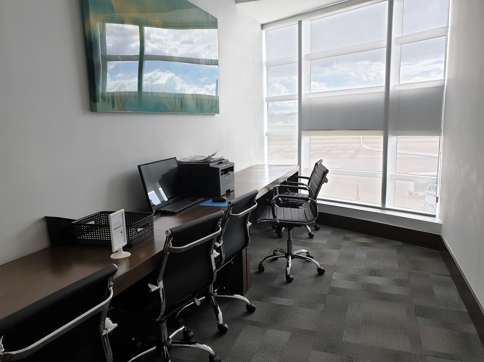 #3 of 5 images of The Lounge San Juan at Terminal A