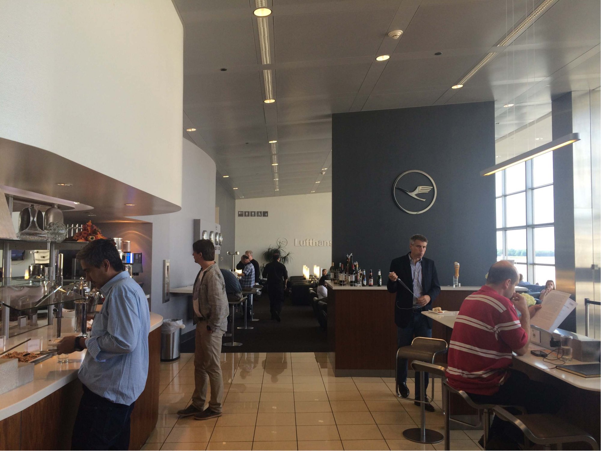#4 of 5 images of Lufthansa Senator Lounge (Temporarily Closed)