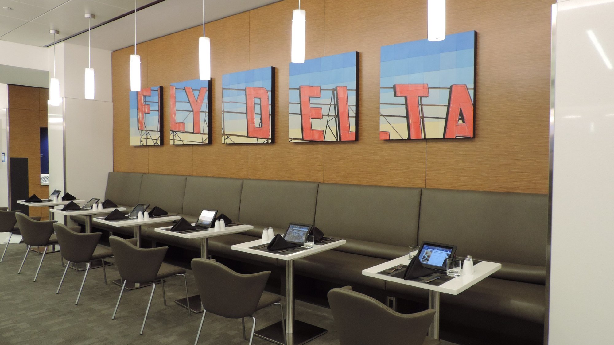 #2 of 5 images of Delta Sky Club