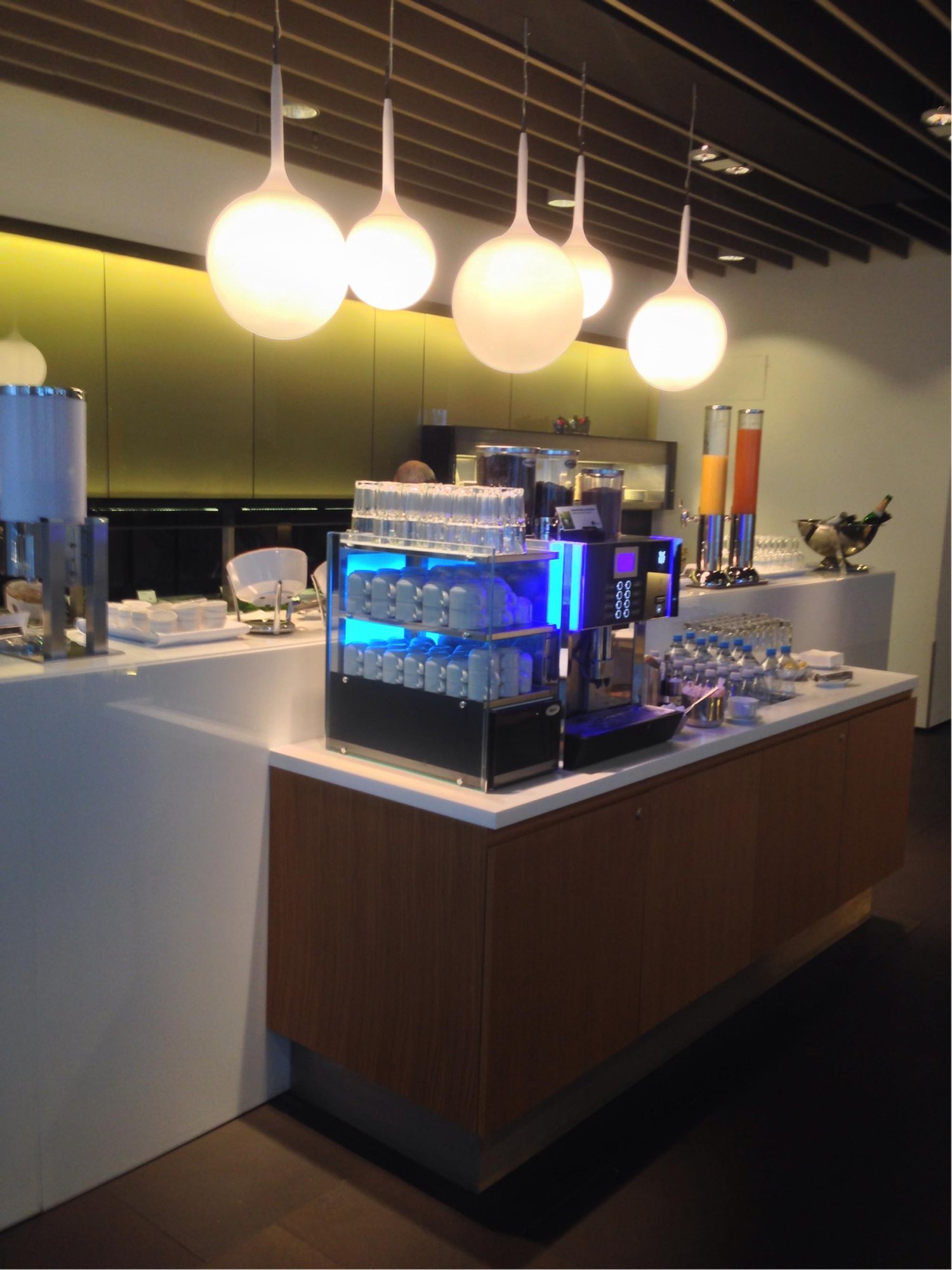 #3 of 5 images of Lufthansa Business Lounge (Schengen, Gate A26)