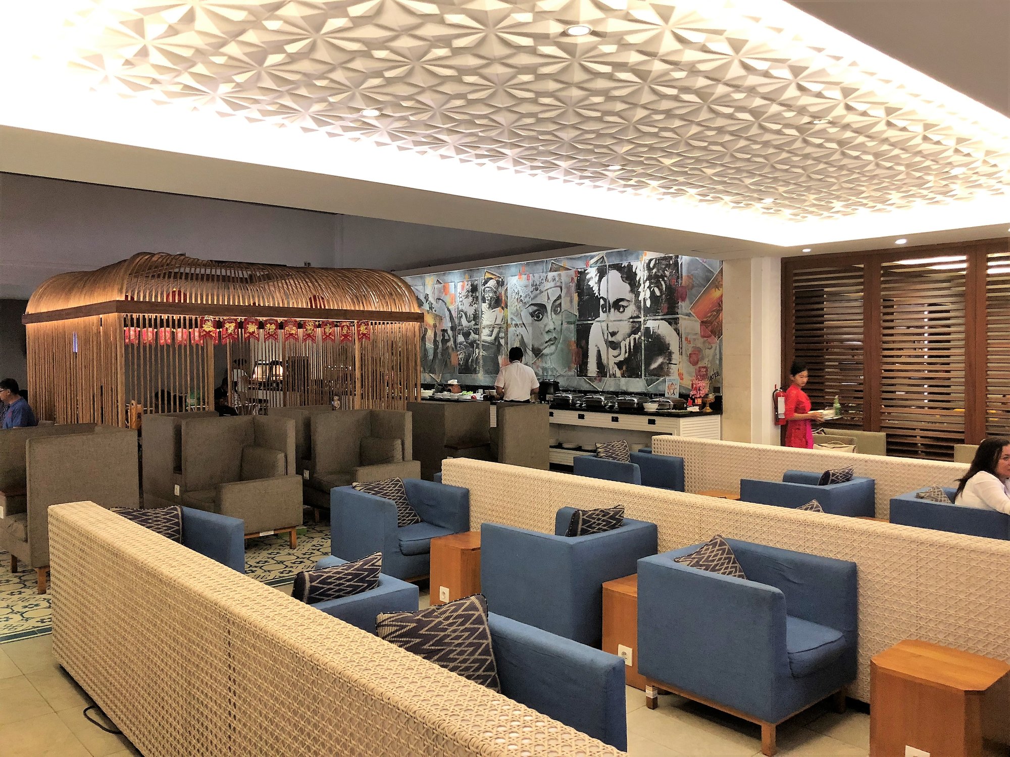 #1 of 5 images of Concordia Lounge