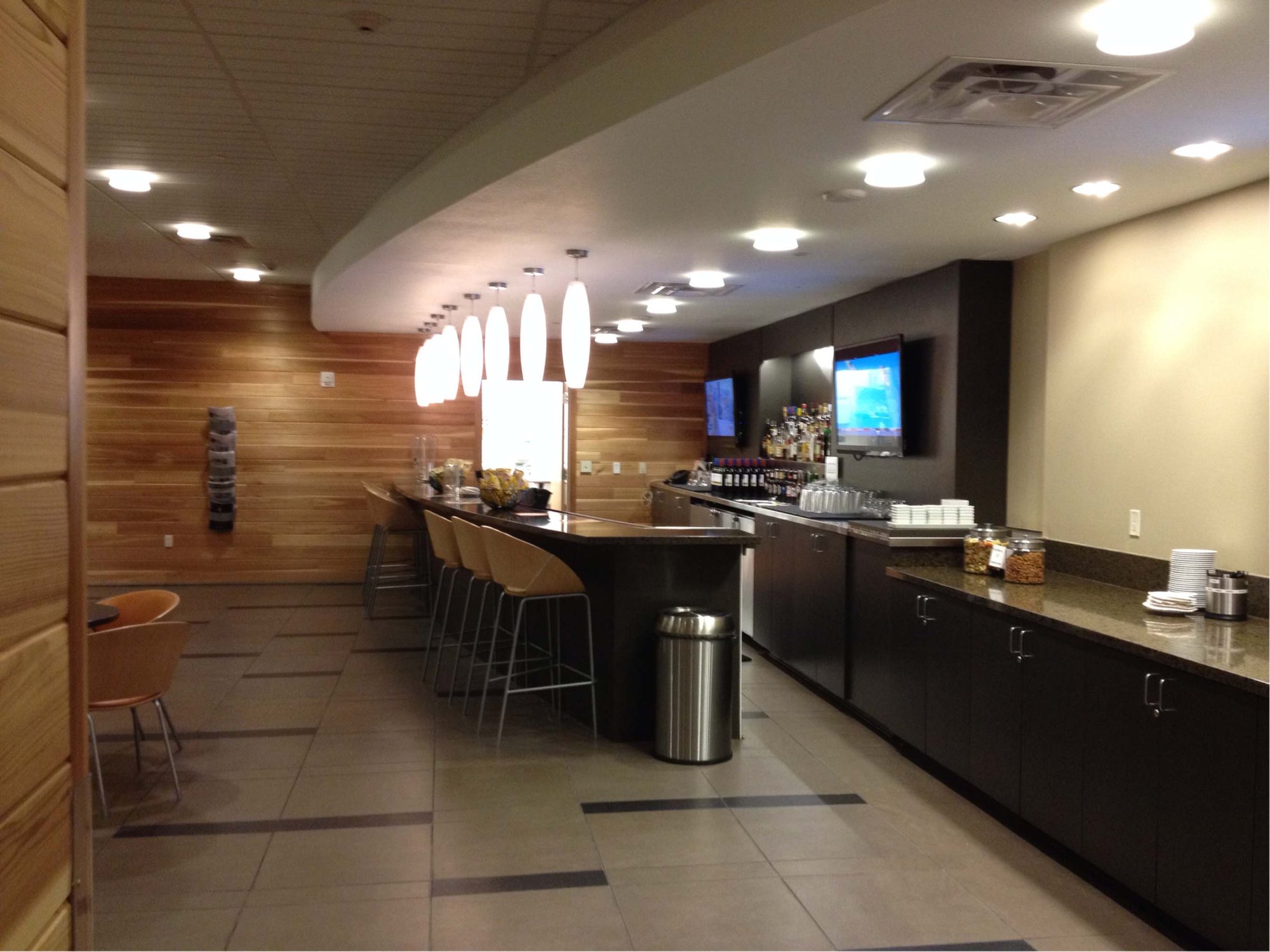 #5 of 5 images of The Club LAS