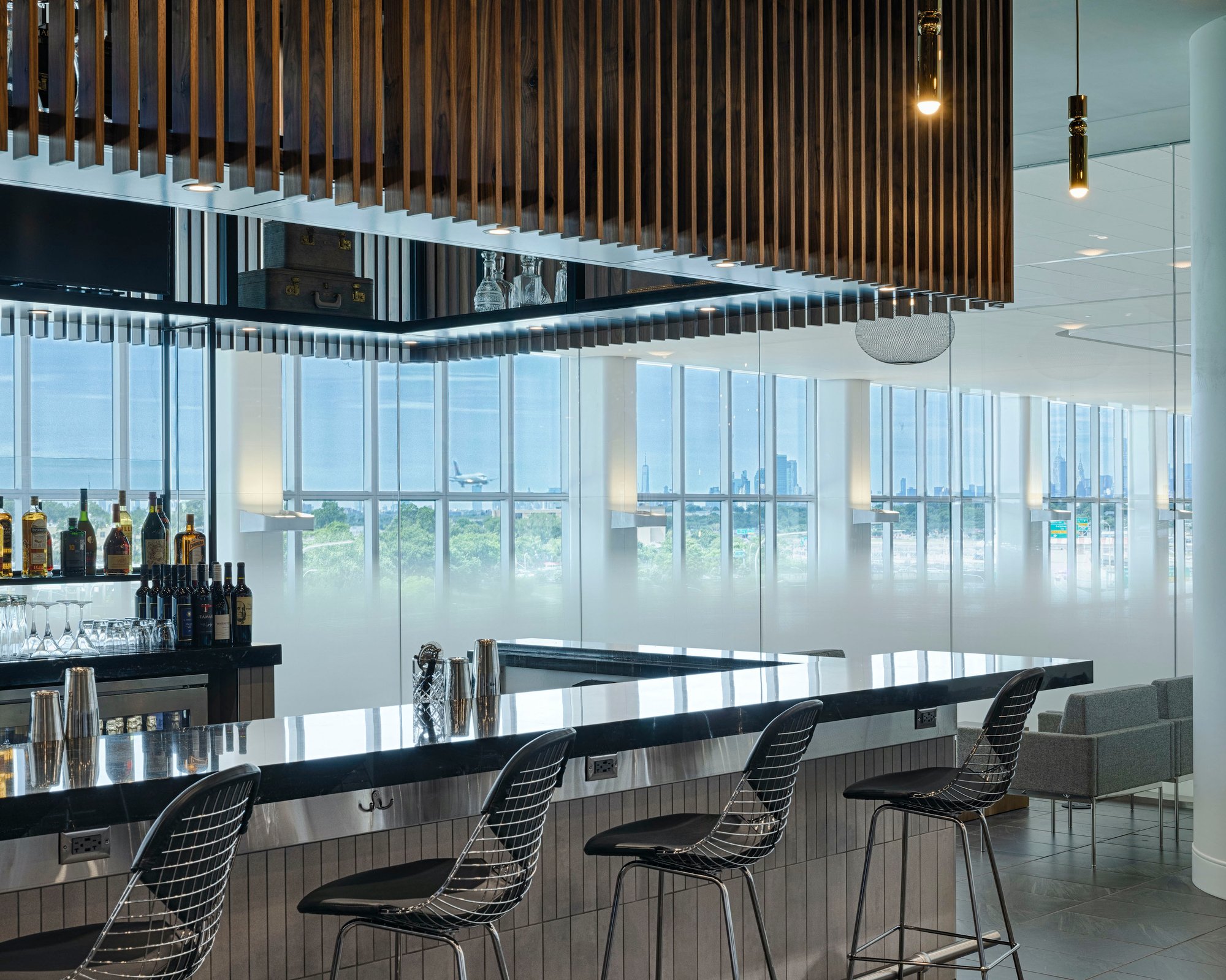 #2 of 5 images of The Centurion Lounge