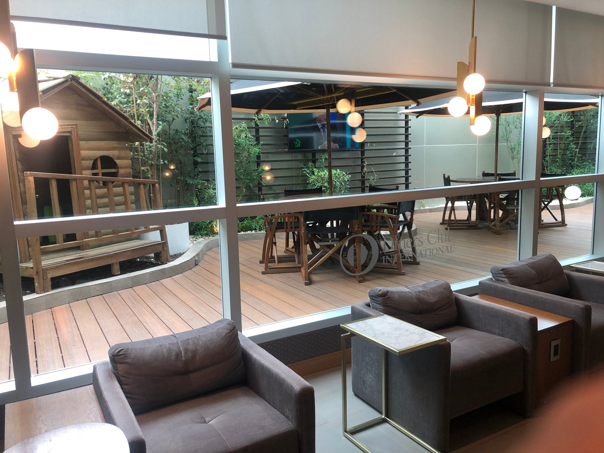 #1 of 5 images of Sala VIP Internacional