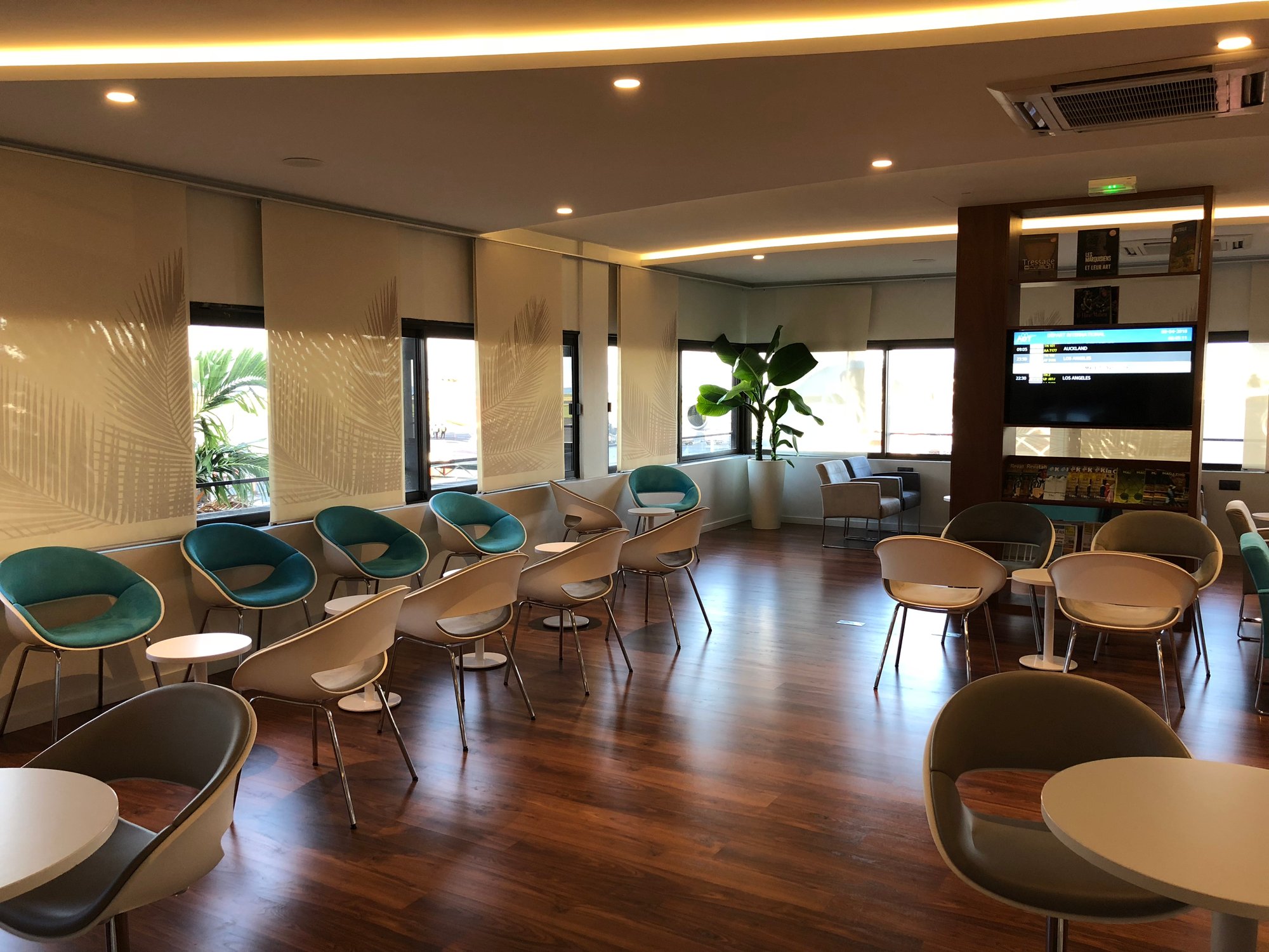 #2 of 5 images of Air Tahiti Nui Lounge