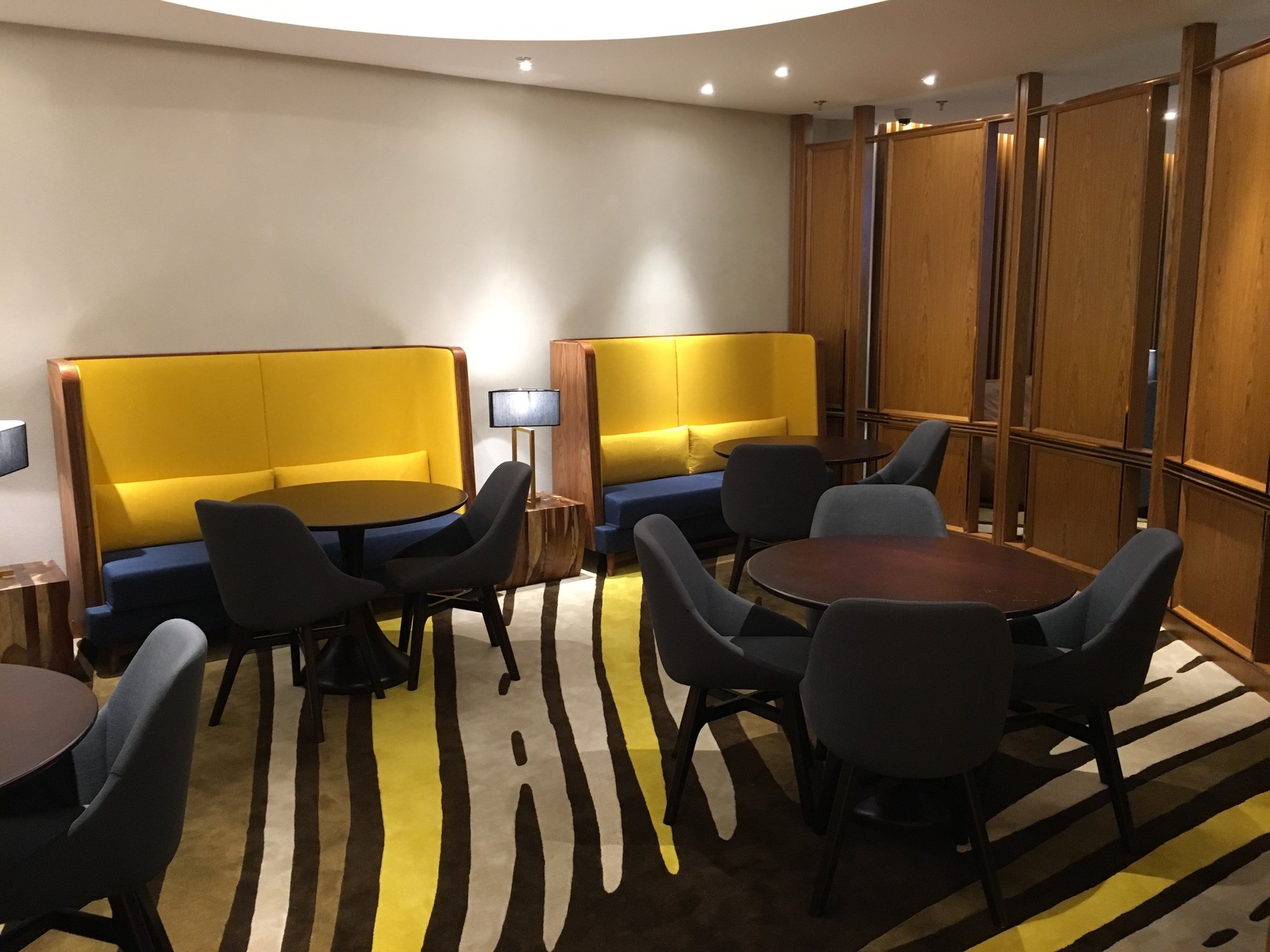 #5 of 5 images of Plaza Premium Lounge (Domestic) (Temporarily Closed)