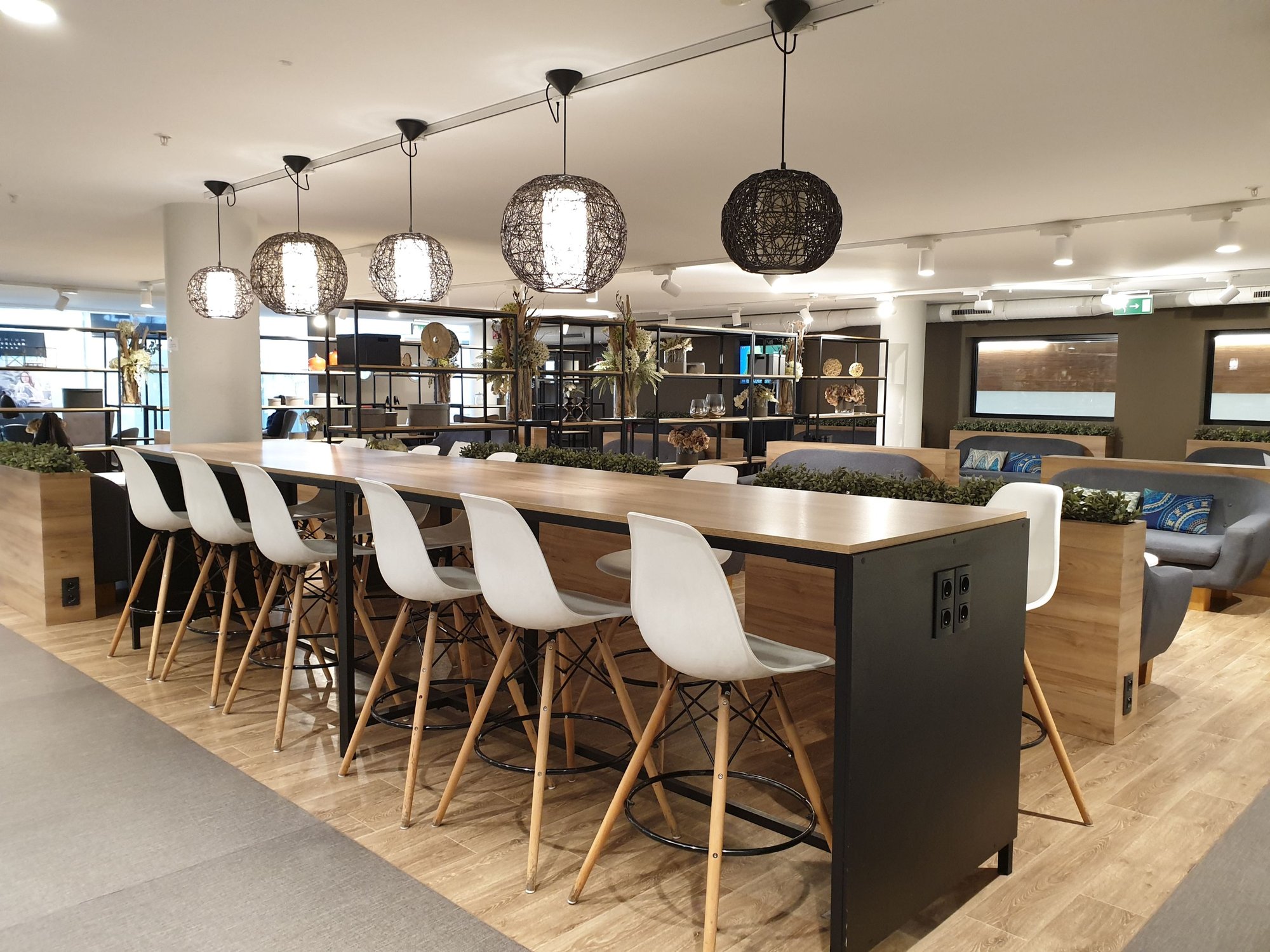 #2 of 5 images of Premium Traveller Lounge Paris-Orly