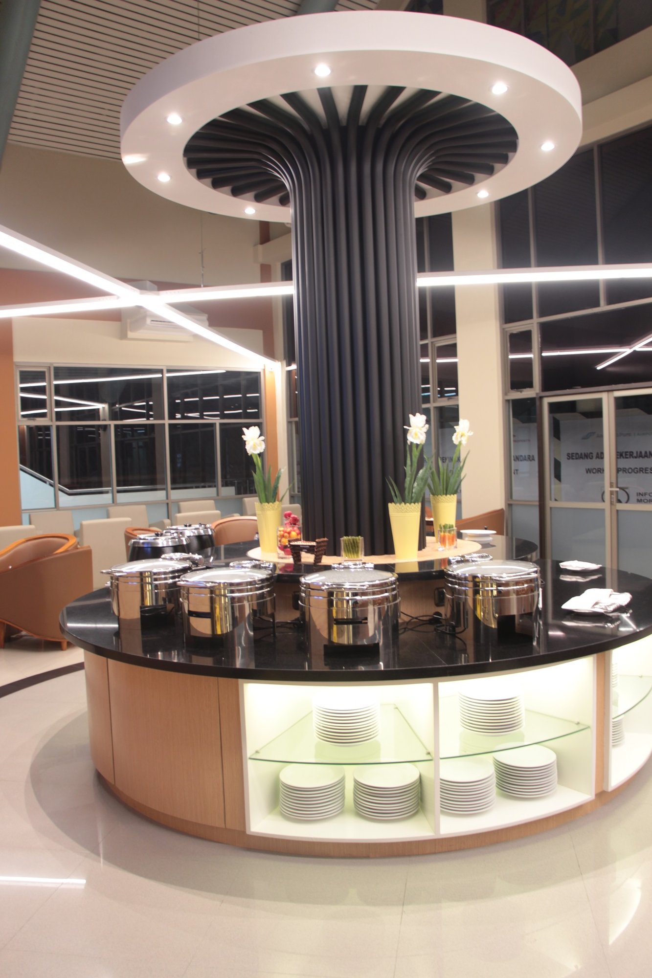 #3 of 5 images of Concordia Lounge (Temporarily Closed)