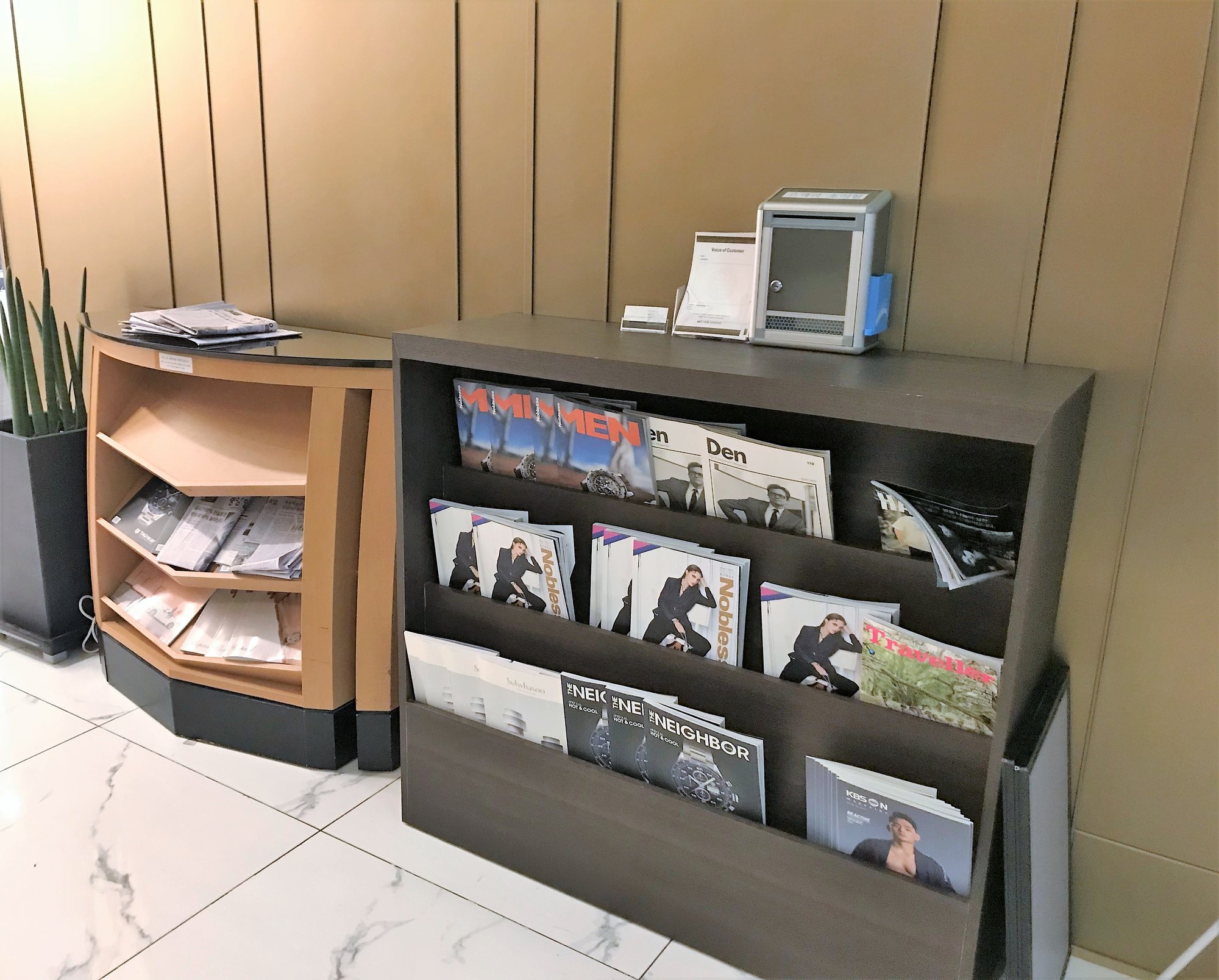 #4 of 5 images of Sky Hub Lounge