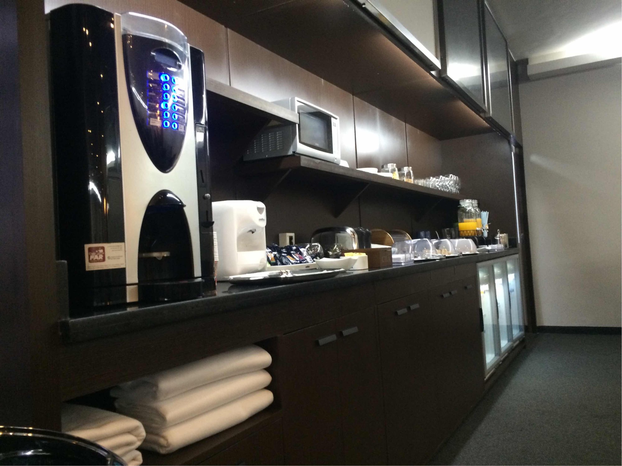 #3 of 3 images of VIP Gold Lounge