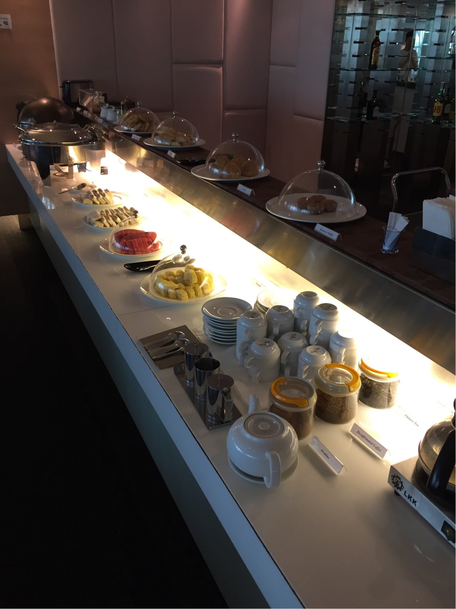 #2 of 5 images of Miracle First and Business Class Lounge (A) (Temporarily Closed)