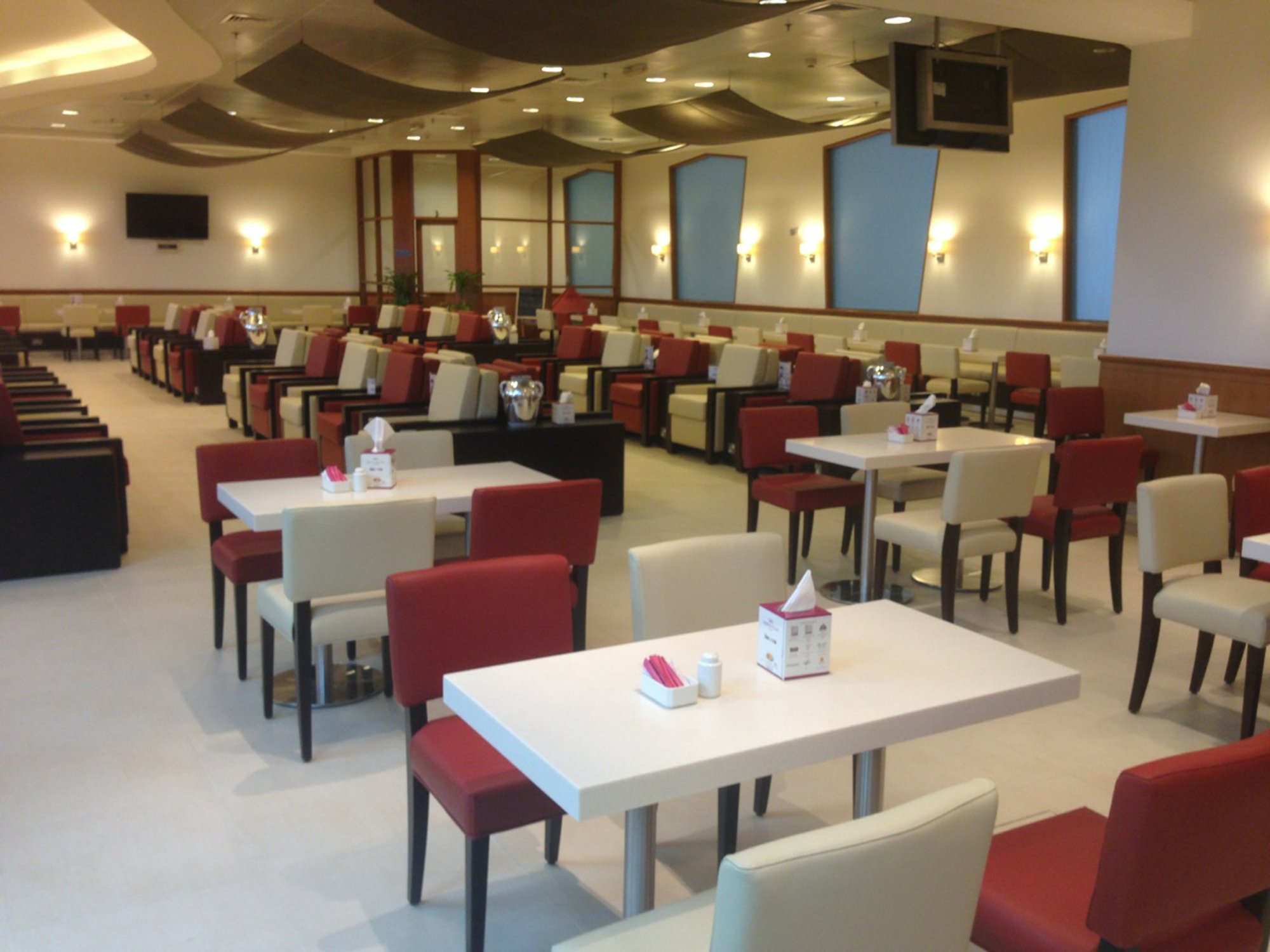 #2 of 5 images of Pearl Lounge