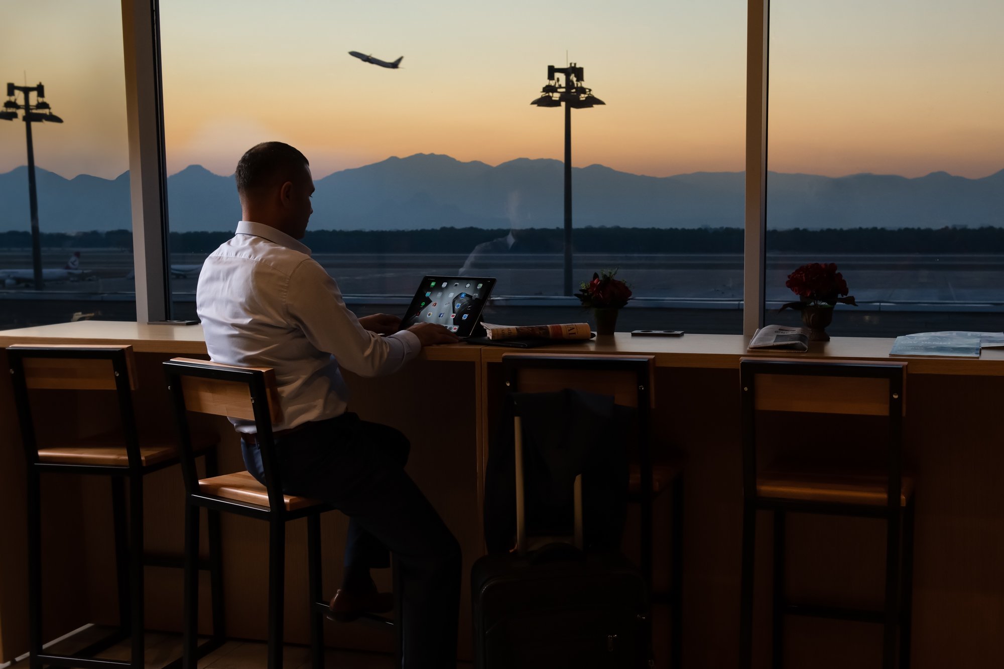 #2 of 4 images of CIP Lounge