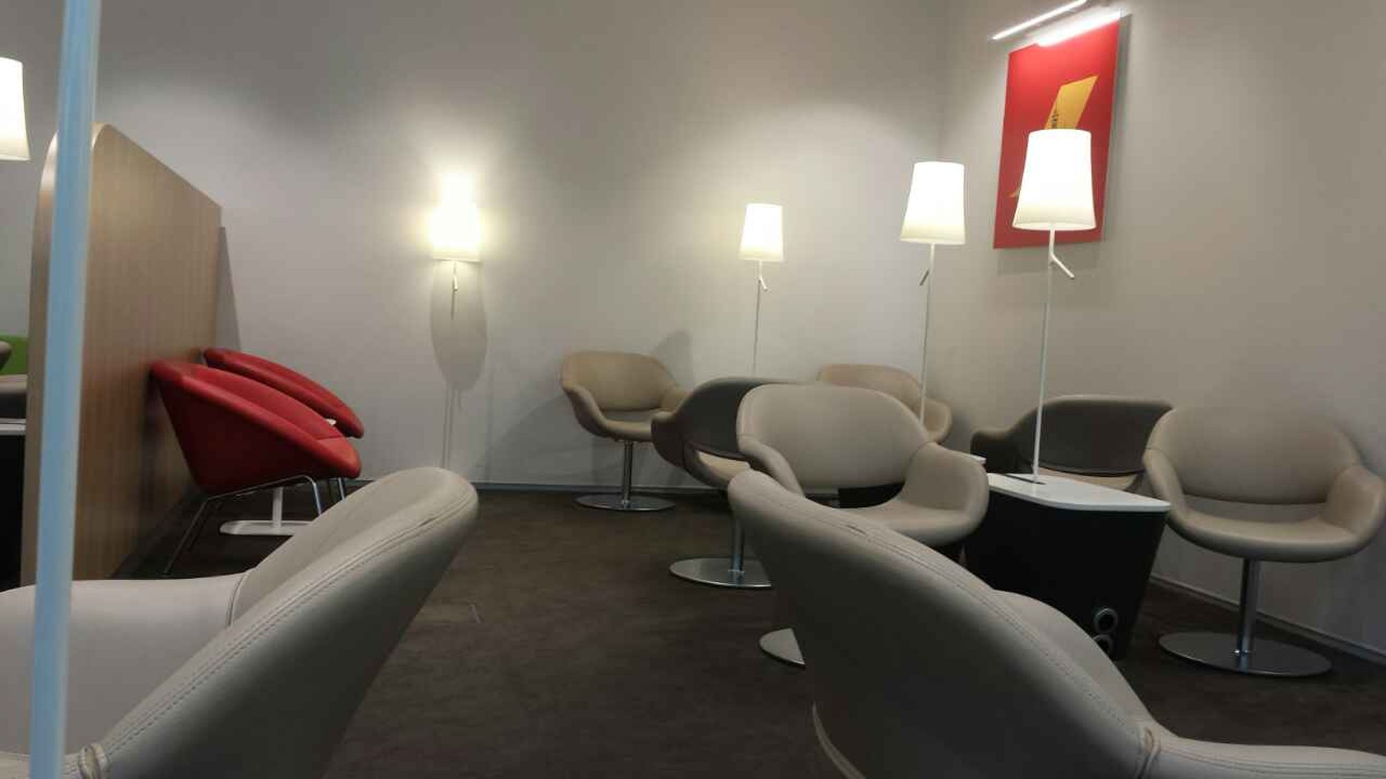 #2 of 3 images of Air France Lounge (Temporarily Closed)