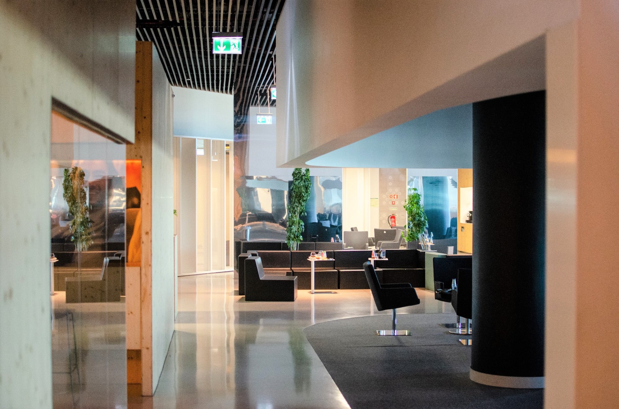 #1 of 5 images of ANA Airport Lounge