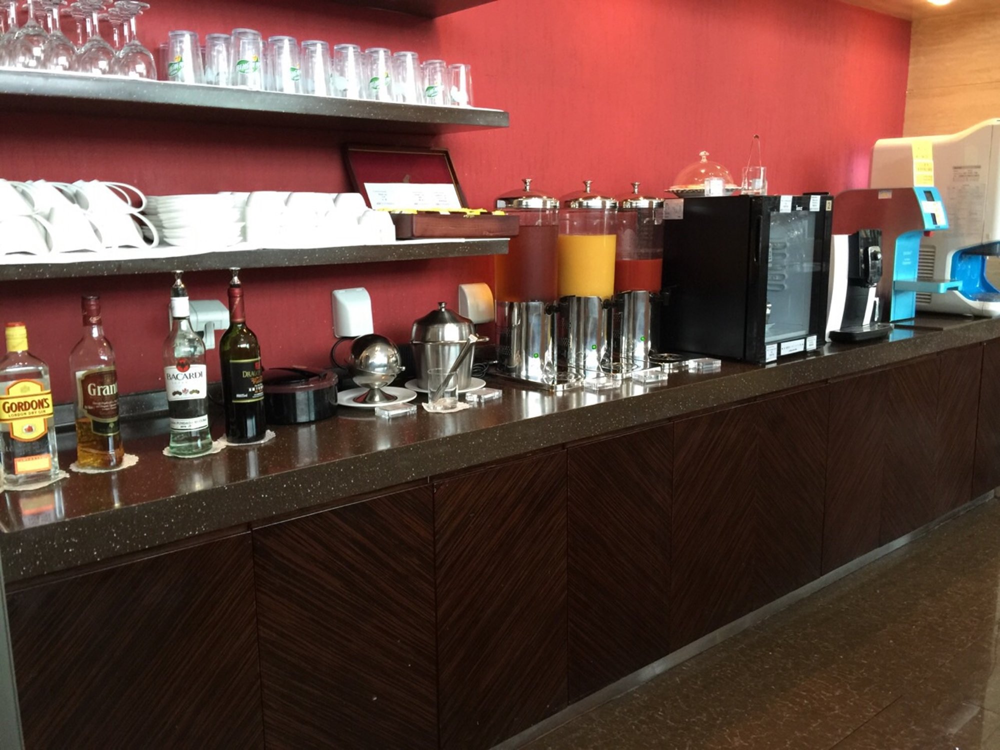 #3 of 5 images of BGS Premier Lounge