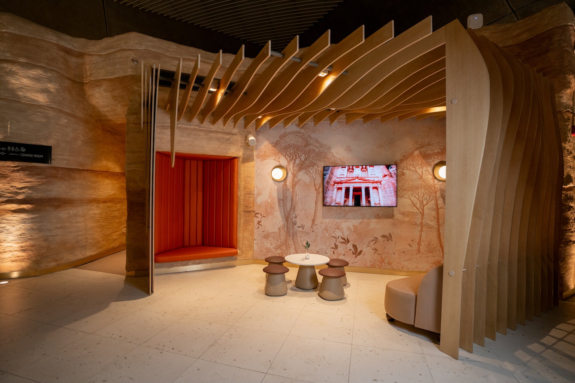 #4 of 5 images of Plaza Premium Lounge (Departures)