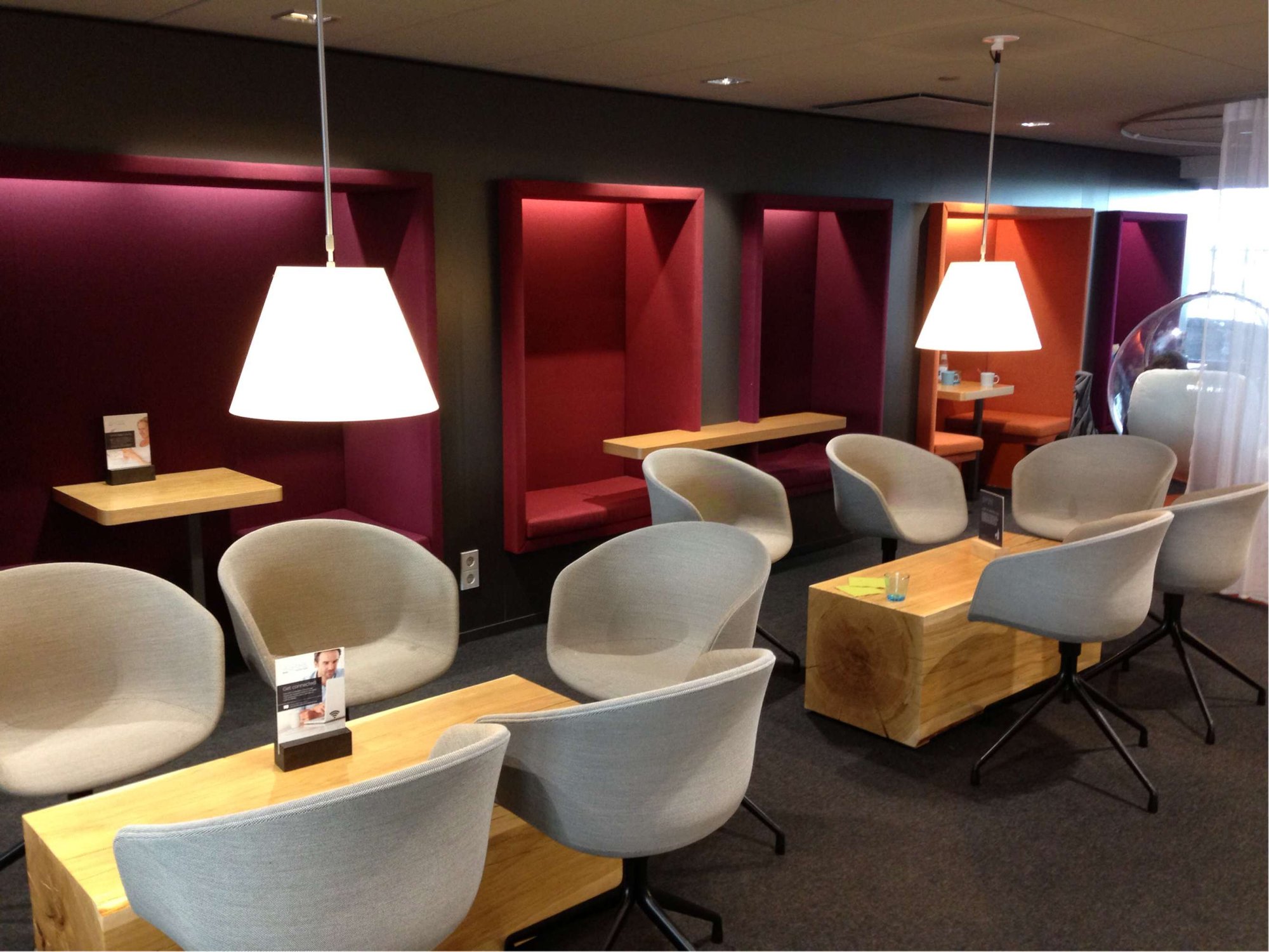 #1 of 5 images of Aspire Lounge (Gate 27)