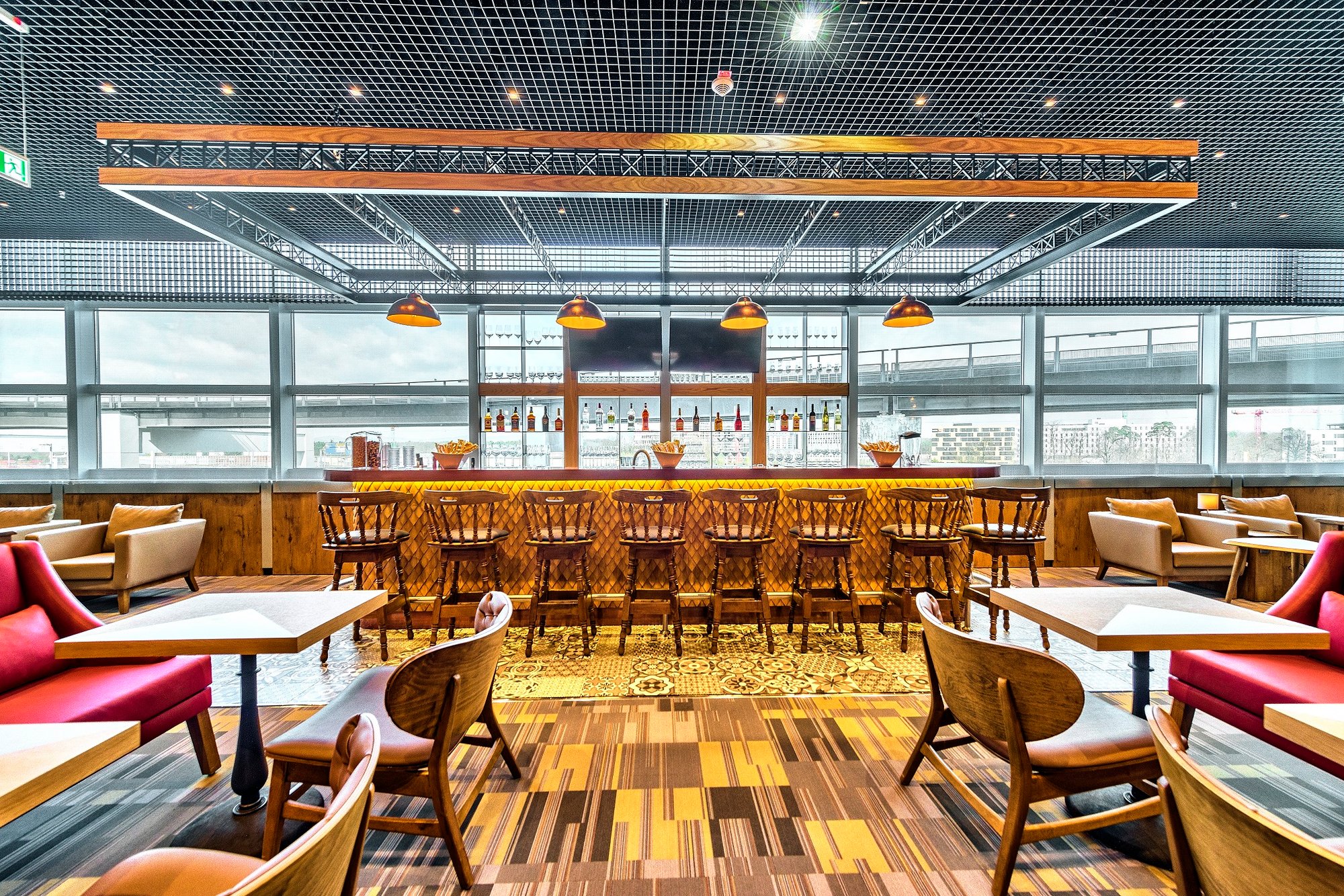 #1 of 5 images of Primeclass Lounge