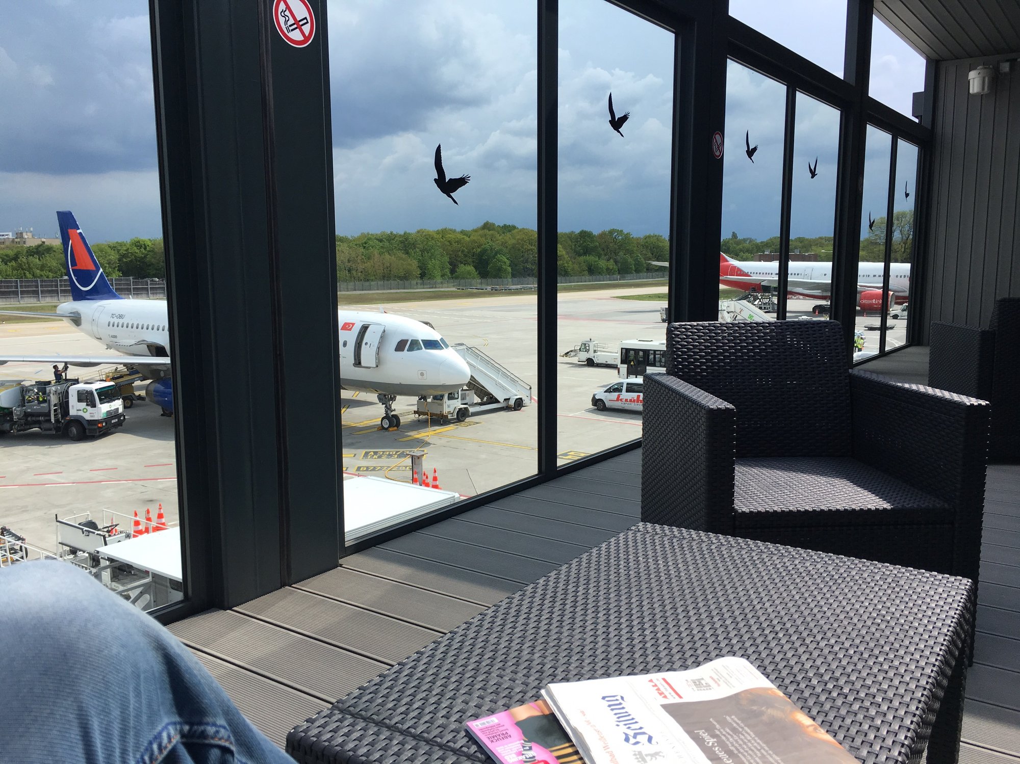 #1 of 5 images of C Lounge