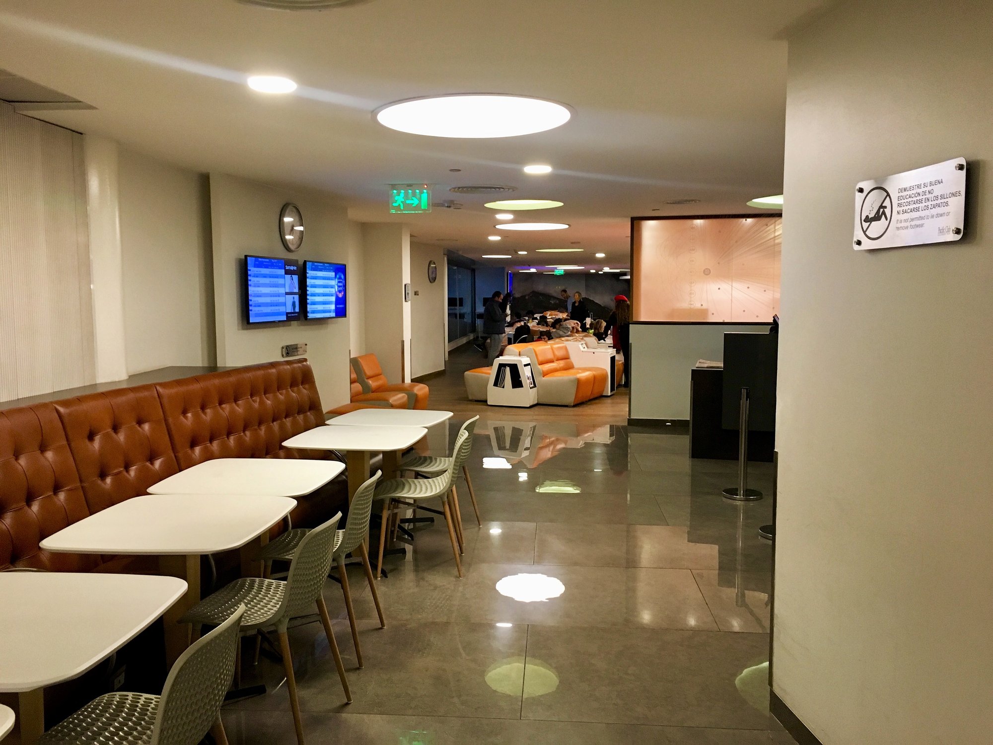 #5 of 5 images of Salones VIP Pacific Club (Temporarily Closed)