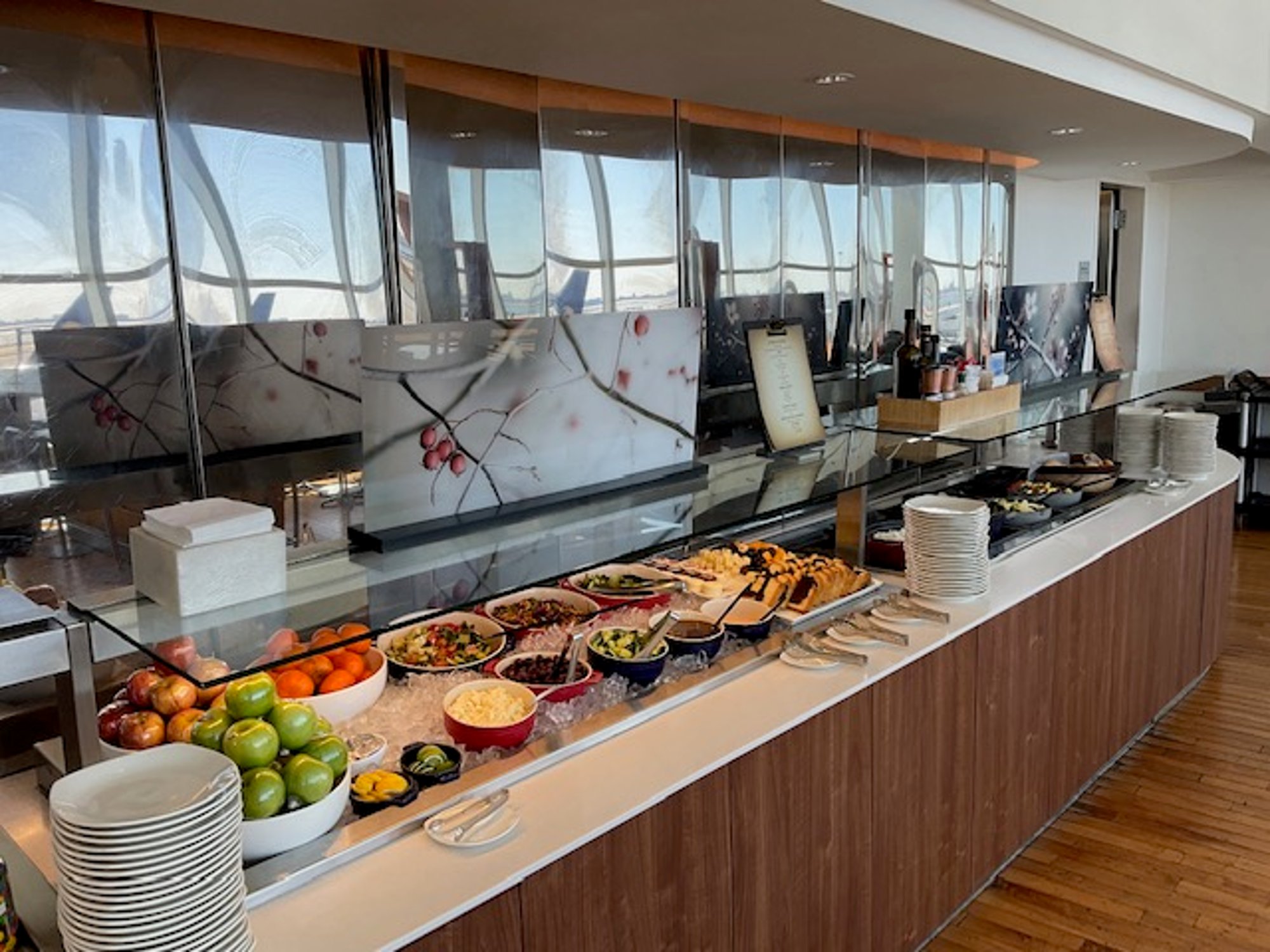 Lufthansa Senator Lounge｜ジョン・F・ケネディ国際空港 | Amex 日本