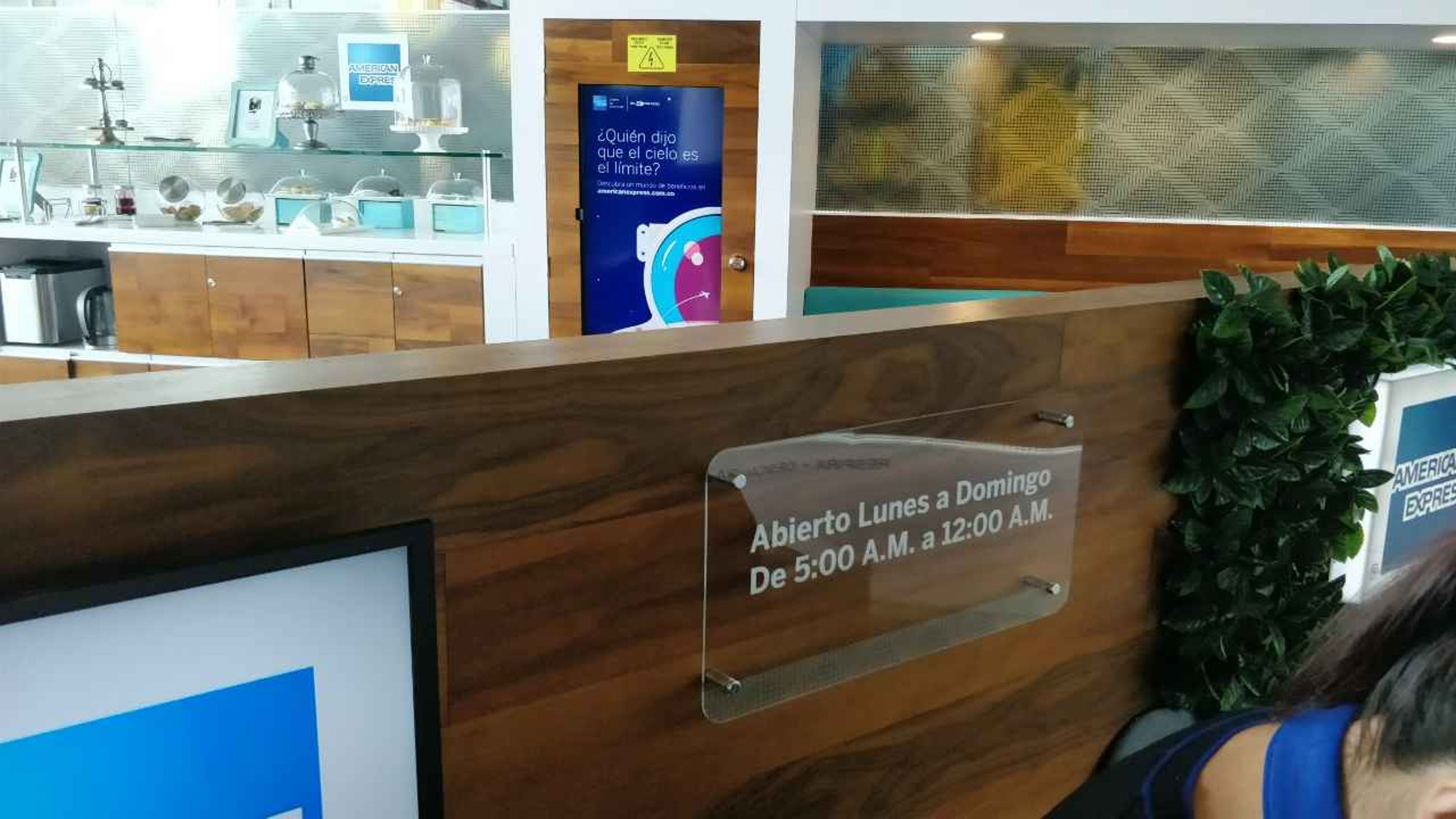 #4 of 5 images of American Express Lounge (Temporarily Closed)