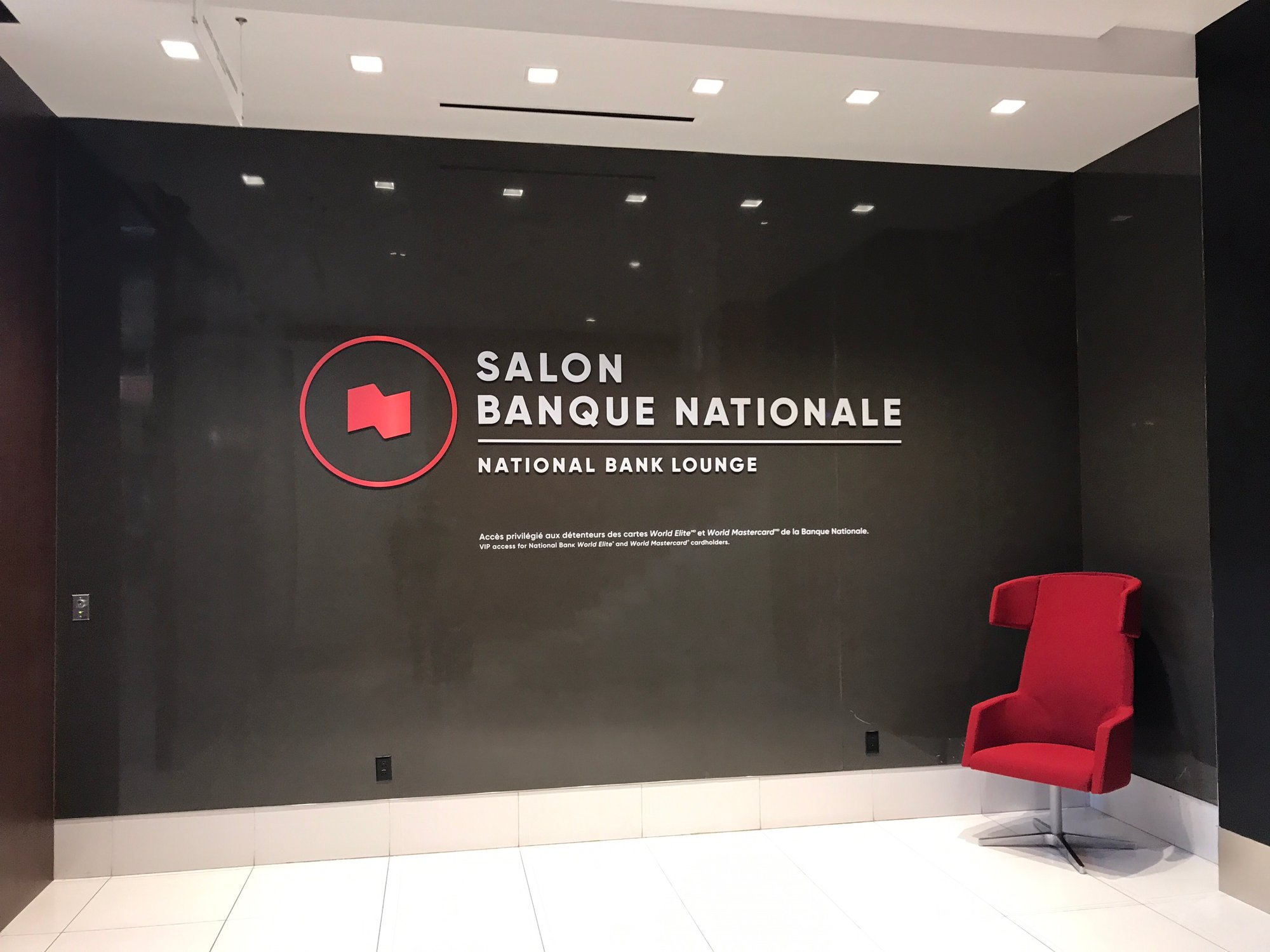 #1 of 5 images of SALON WORLD MASTERCARD BANQUE NATIONALE
