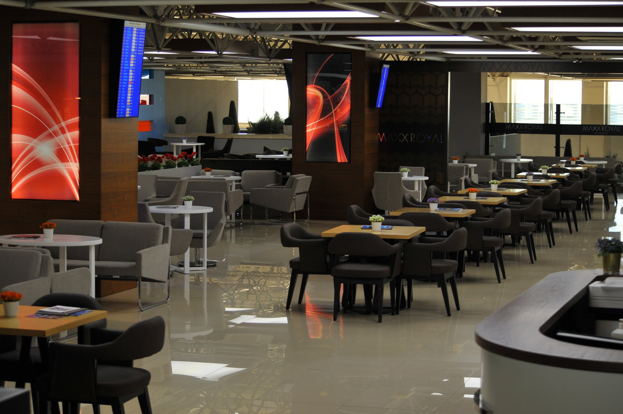 #3 of 5 images of CIP Lounge