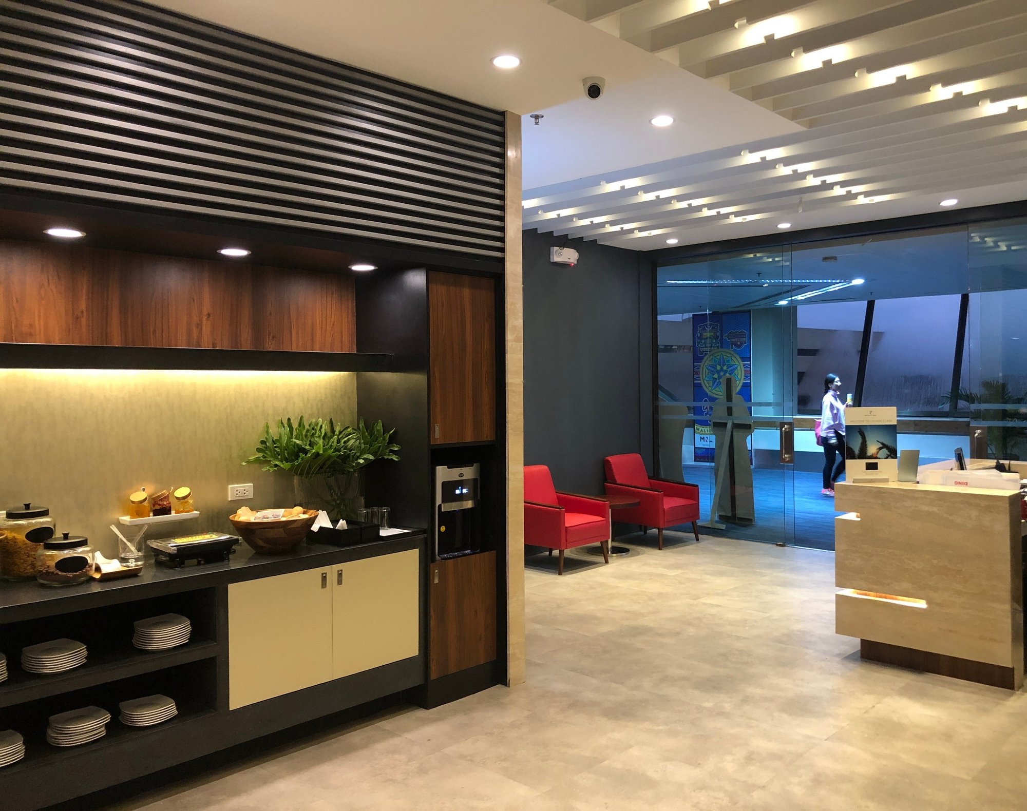 #4 of 5 images of PAGSS Premium Lounge